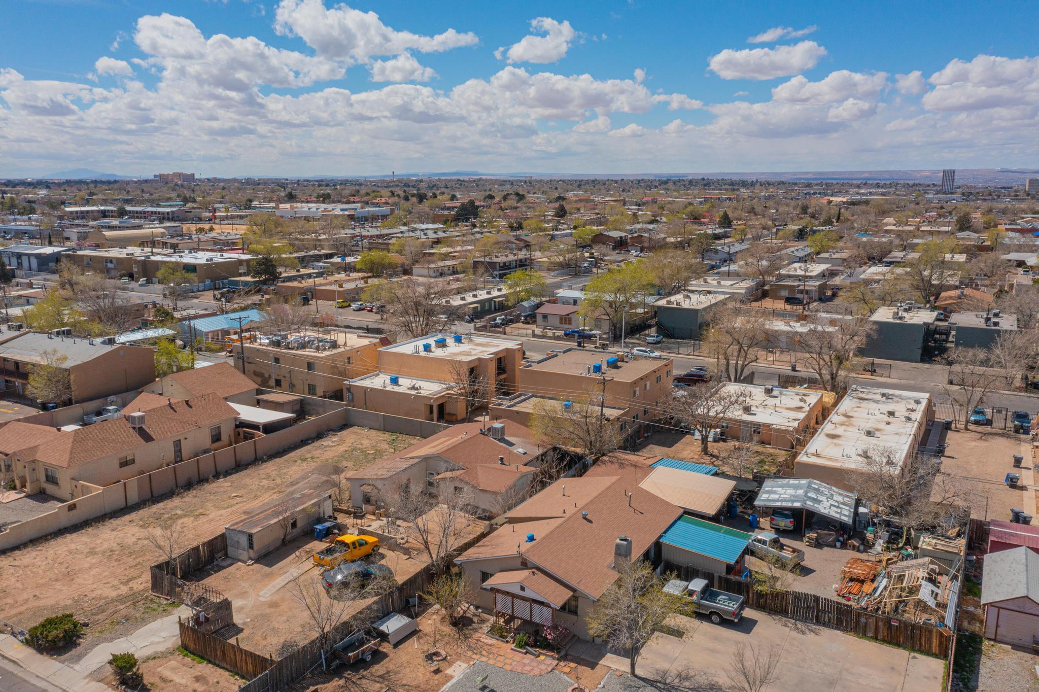 304-308 Pennslvania Street NE