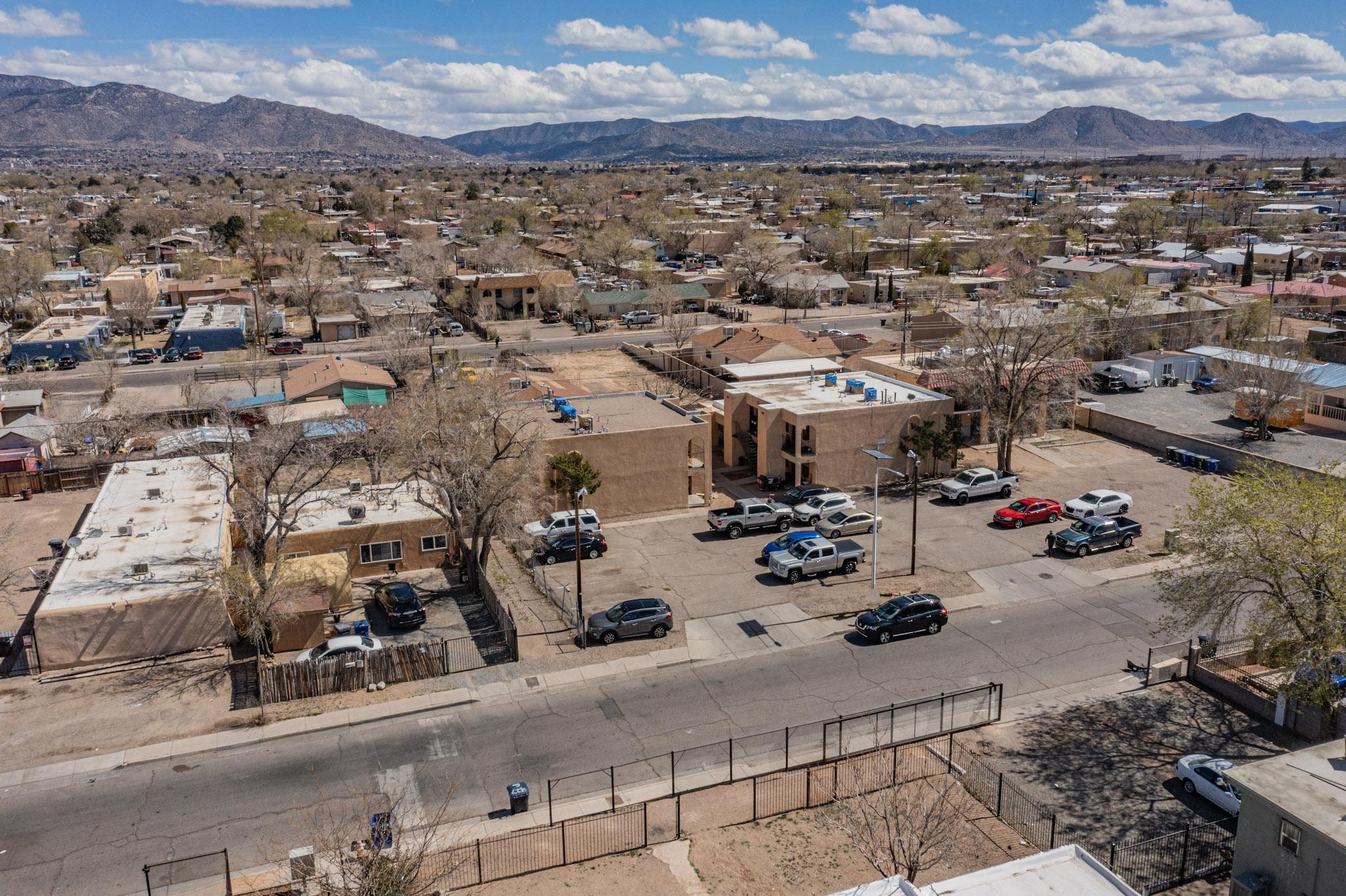 304-308 Pennslvania Street NE