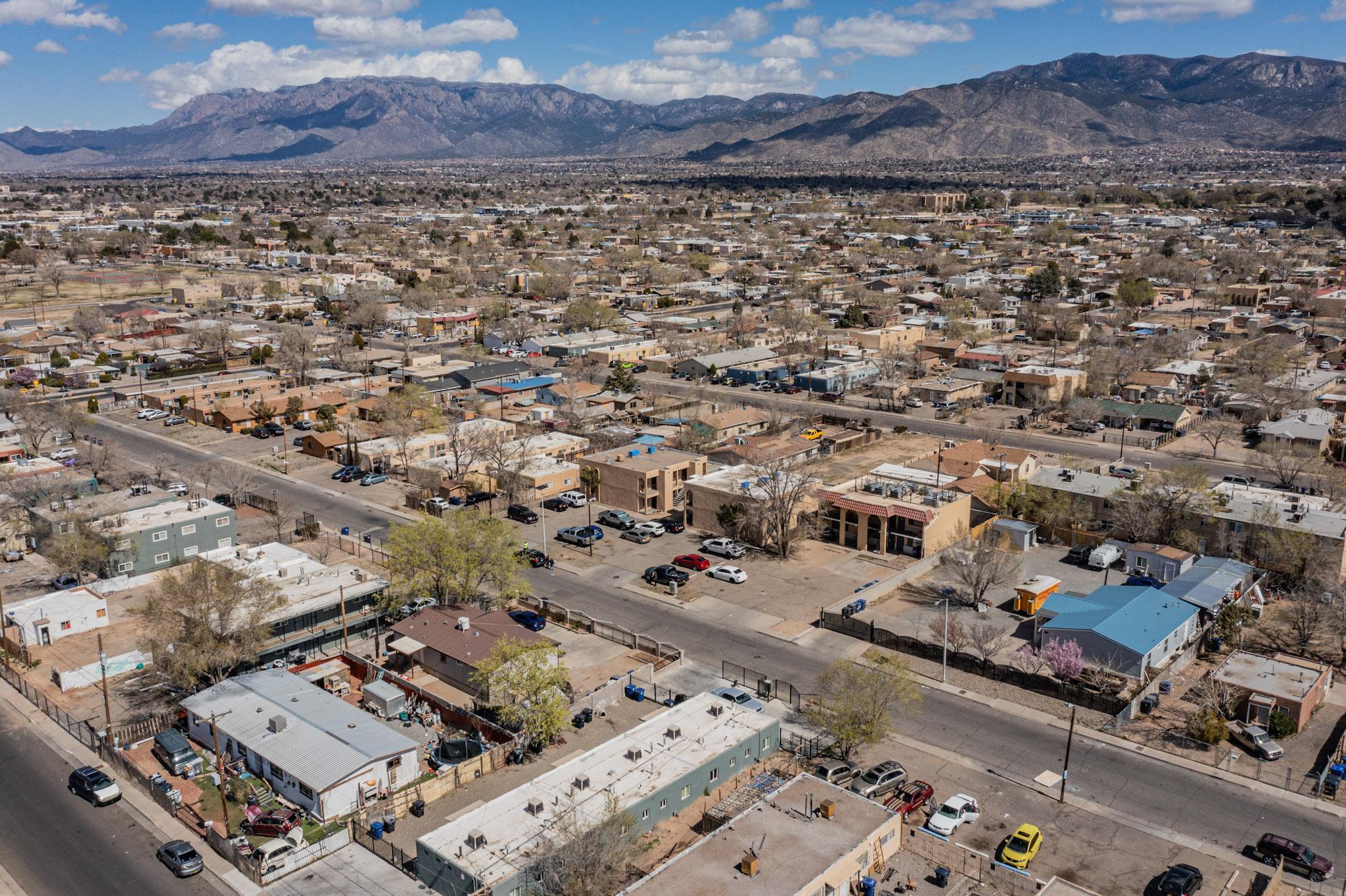 304-308 Pennslvania Street NE