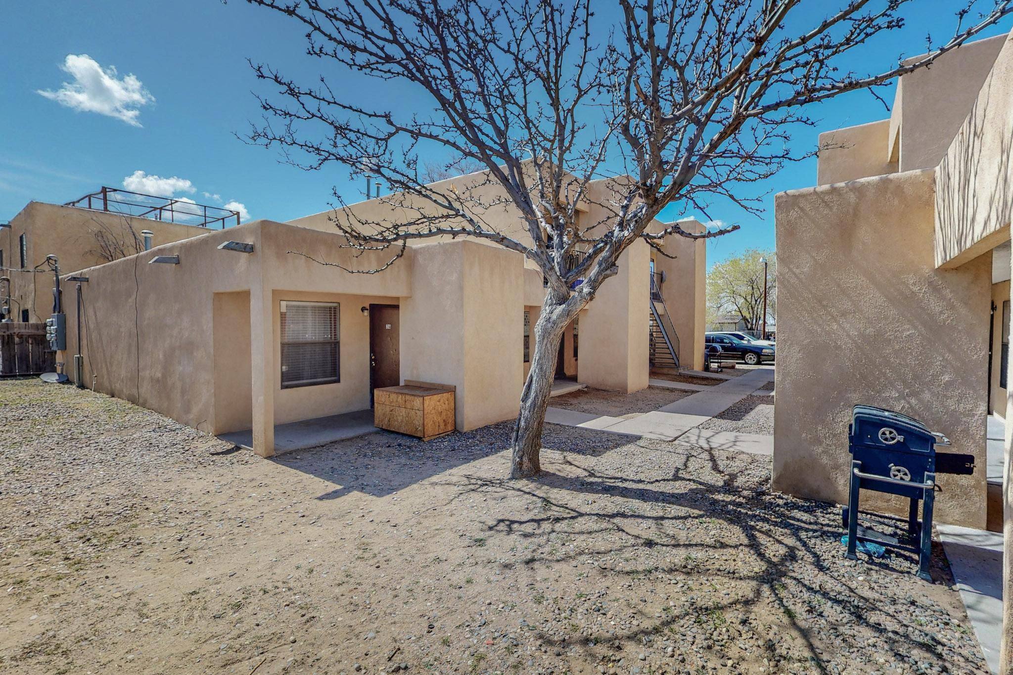 304-308 Pennslvania Street NE