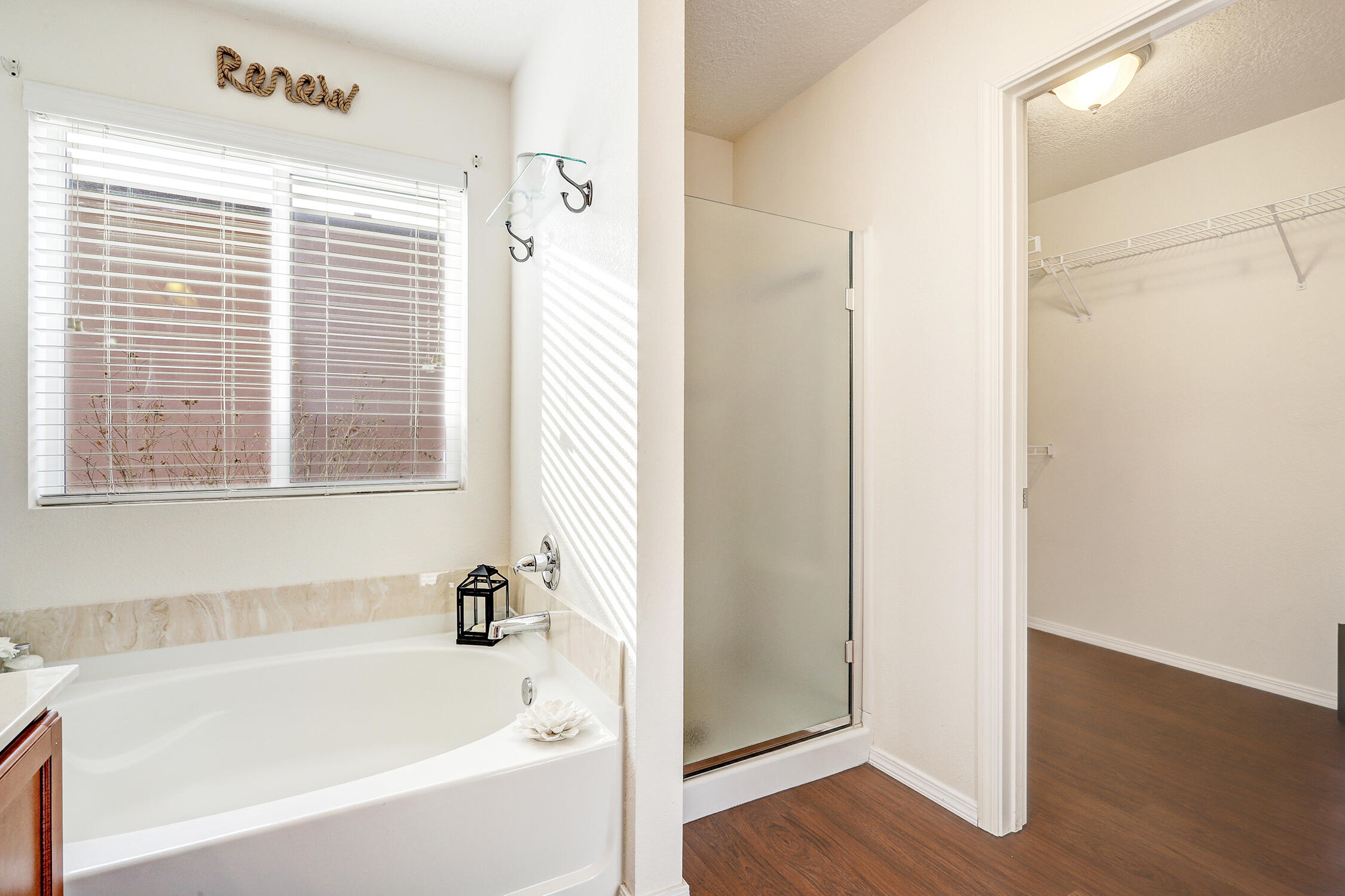 6206 Nueva Espana Road NW