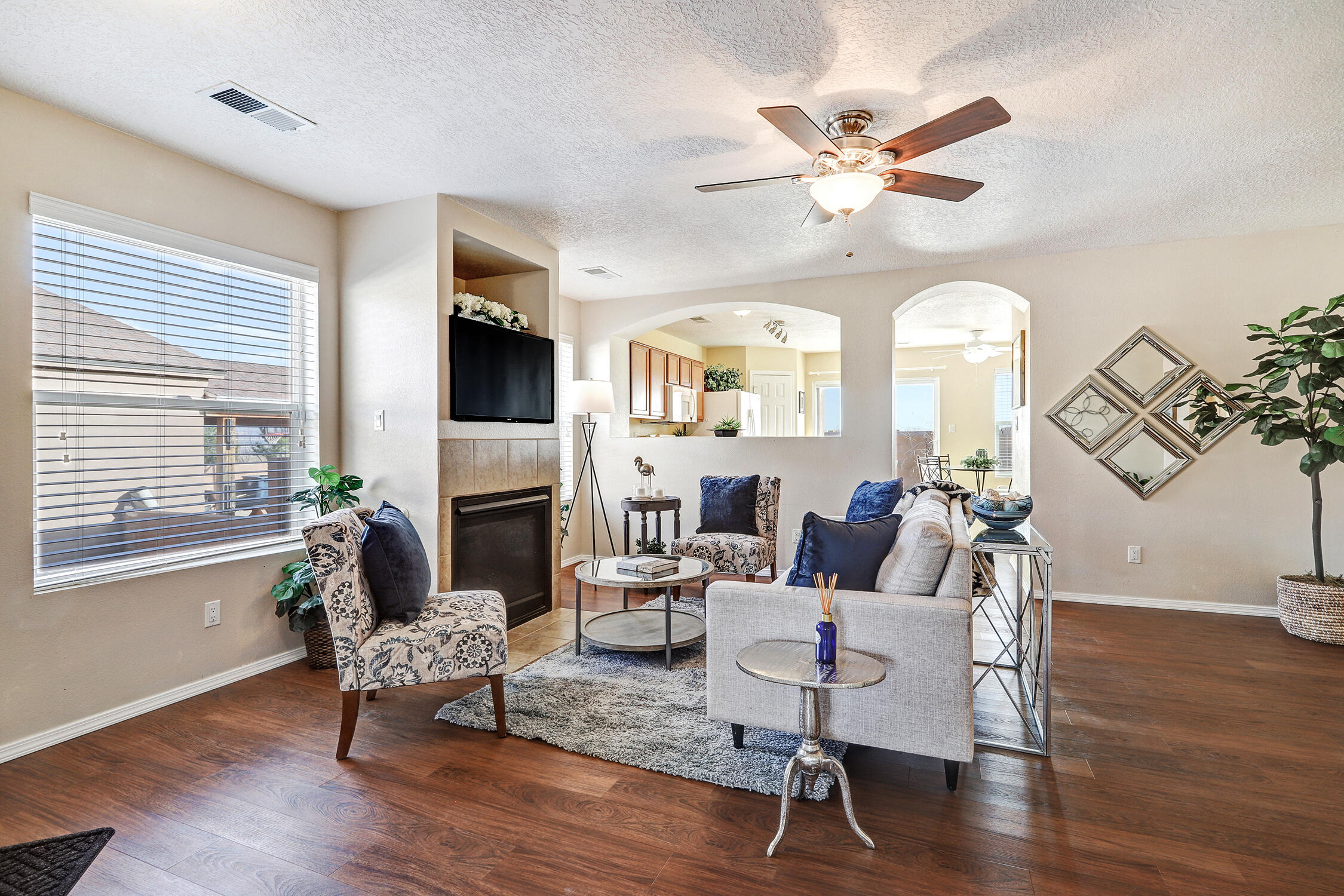 6206 Nueva Espana Road NW