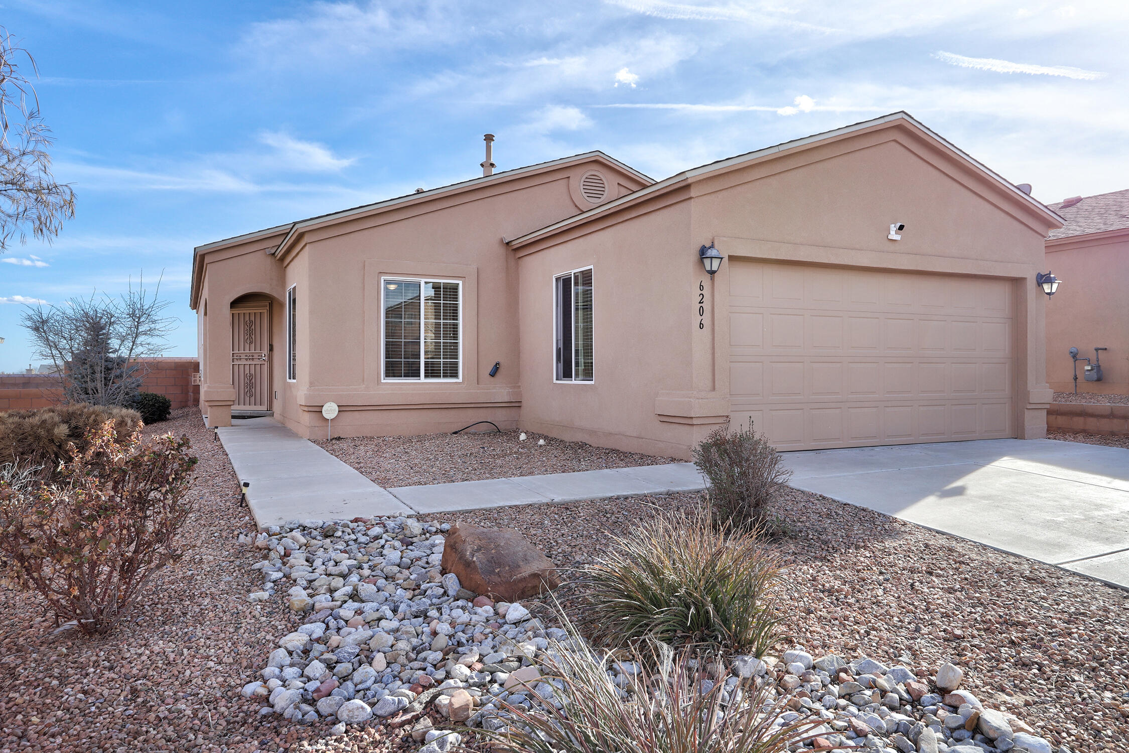 6206 Nueva Espana Road NW