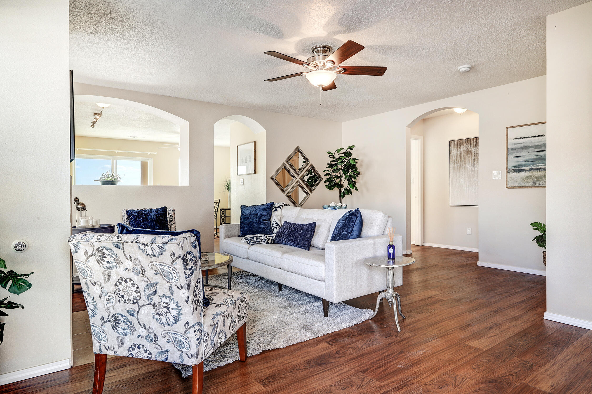 6206 Nueva Espana Road NW