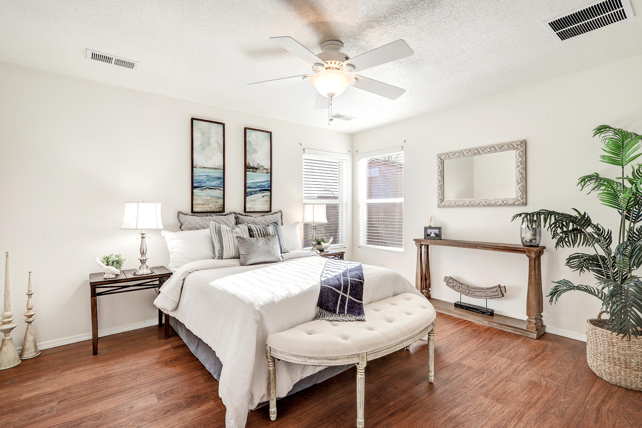 6206 Nueva Espana Road NW