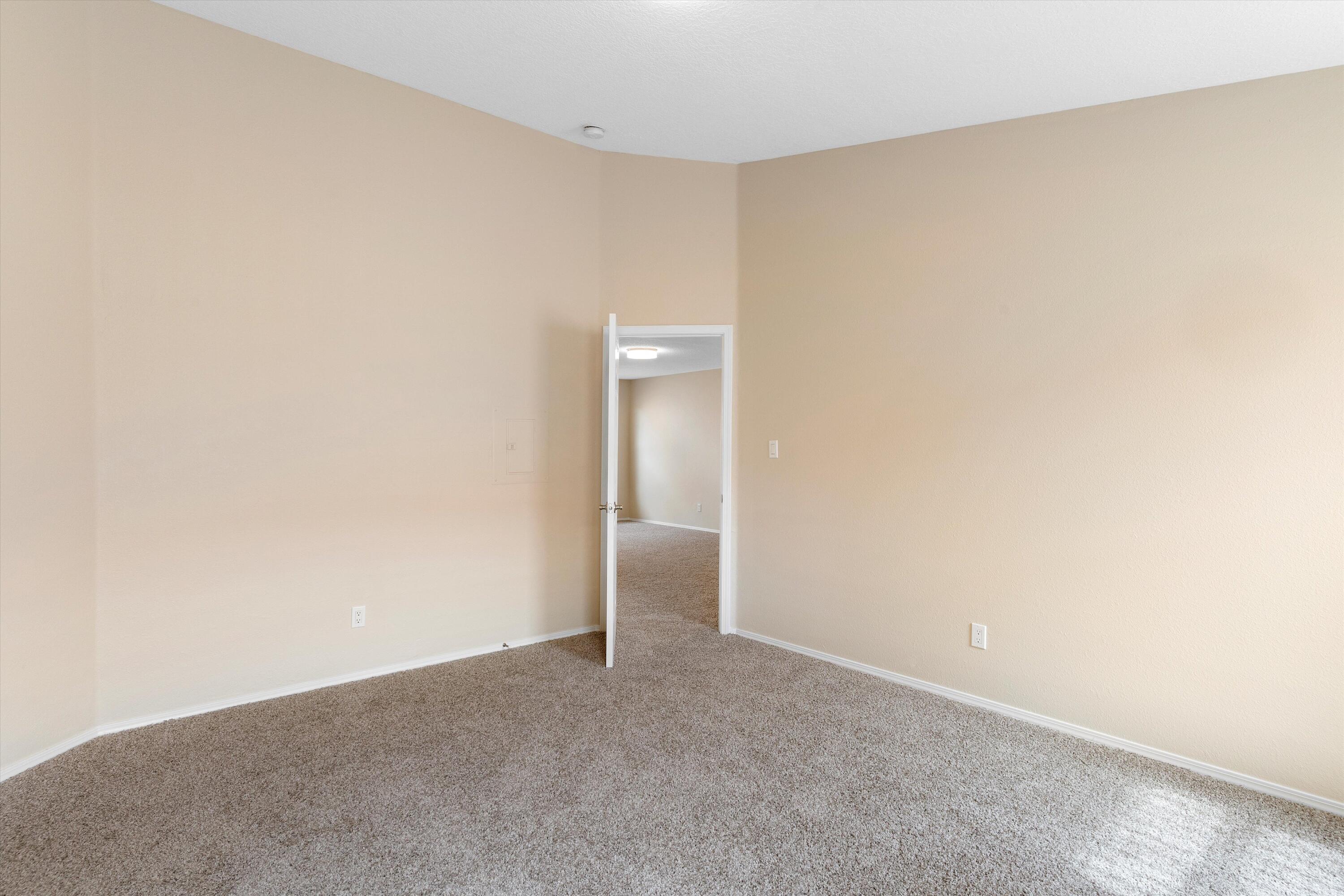 947 Tambora Street NW