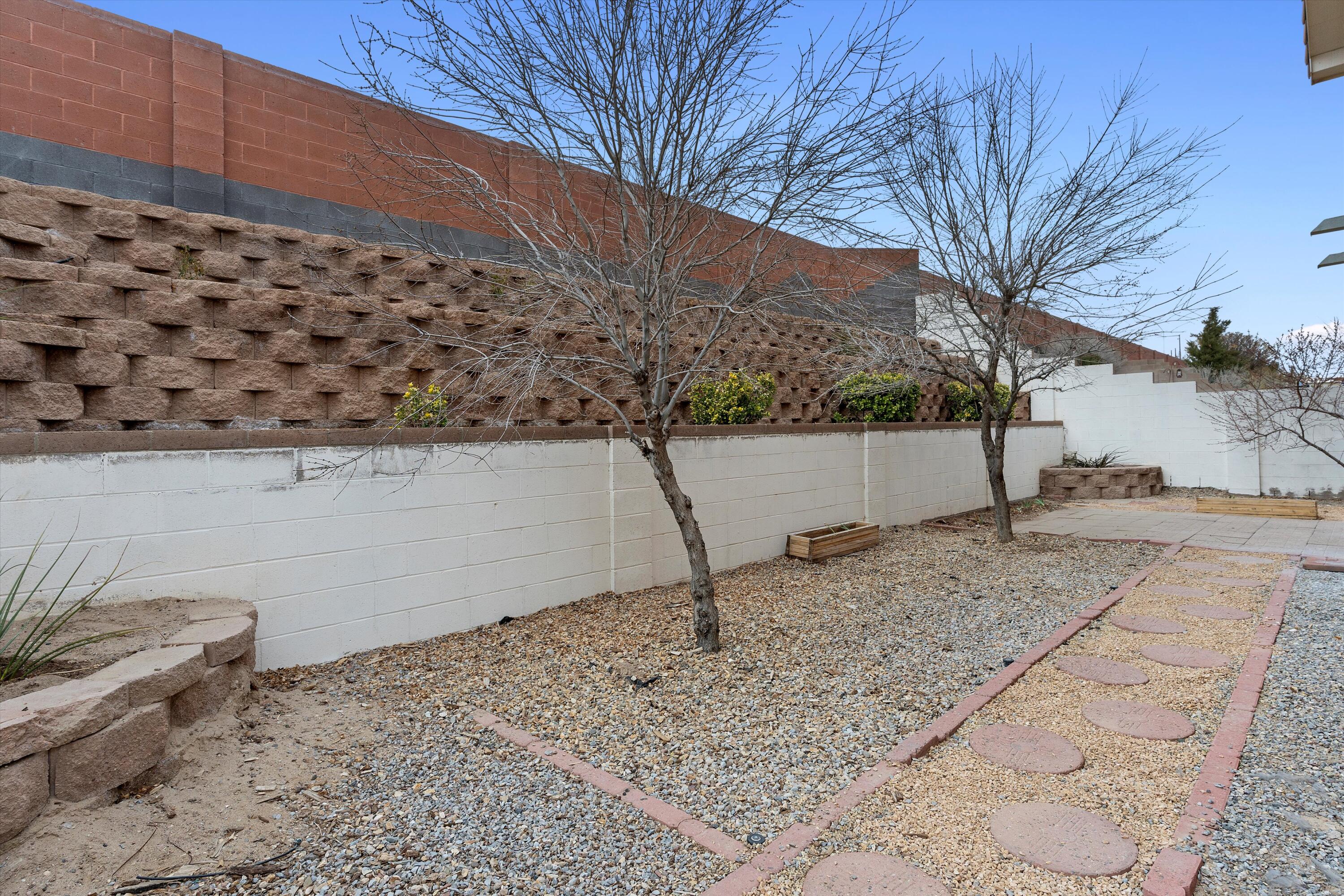 947 Tambora Street NW