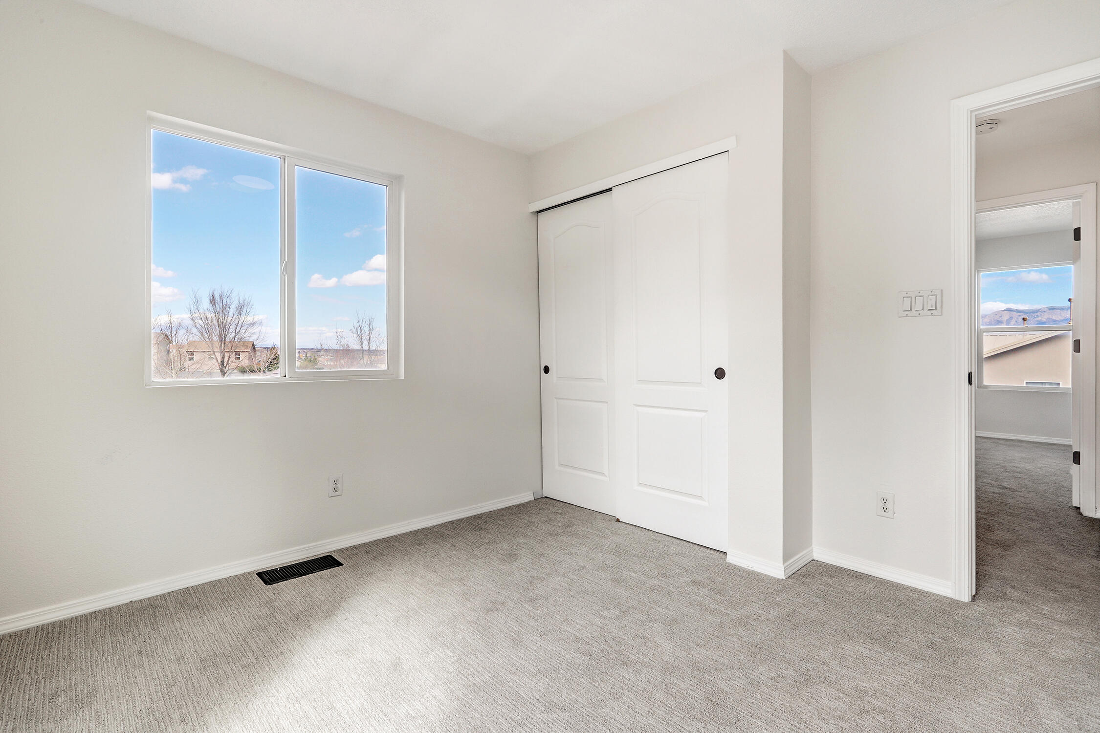 6048 Park Hill Avenue NW