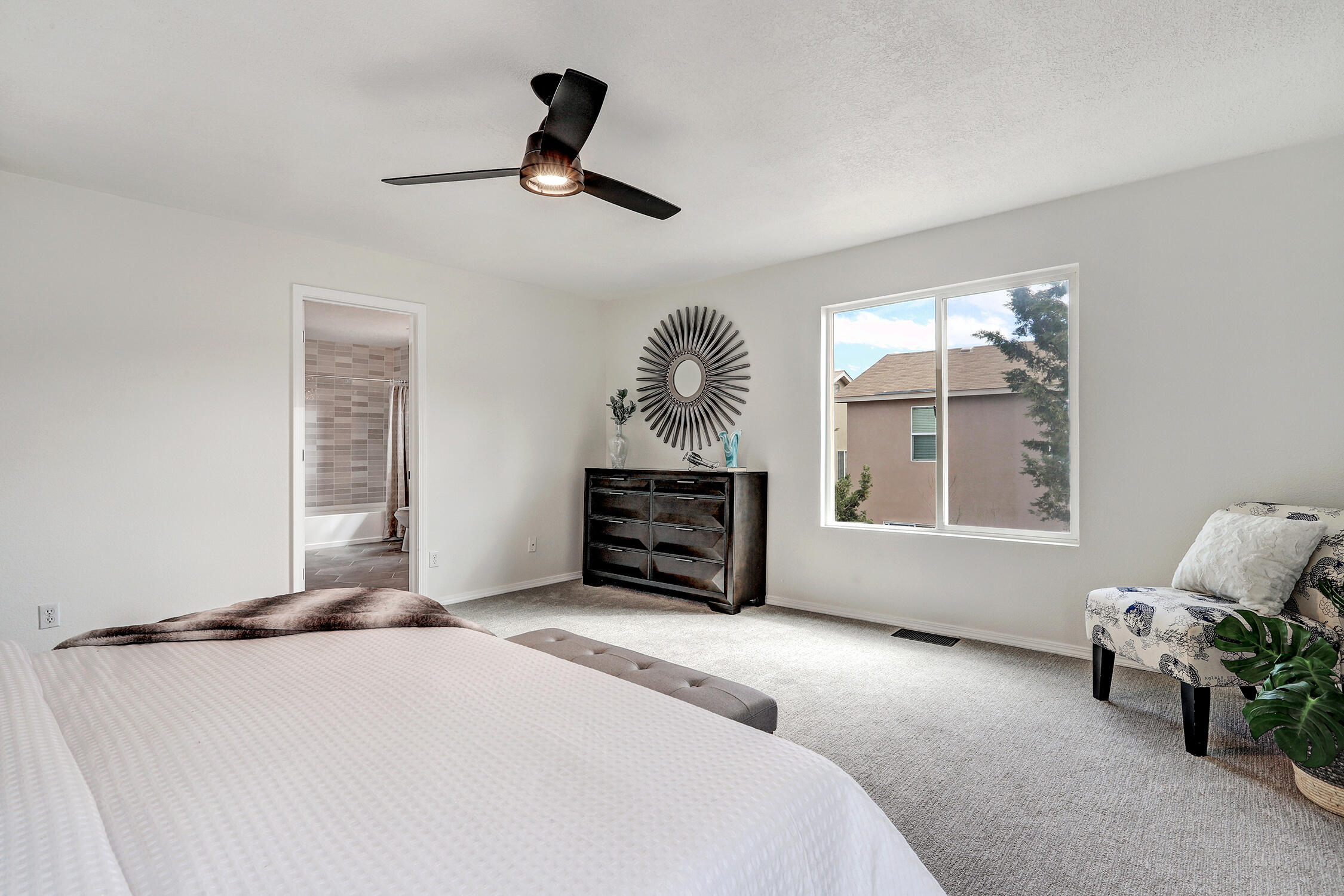 6048 Park Hill Avenue NW