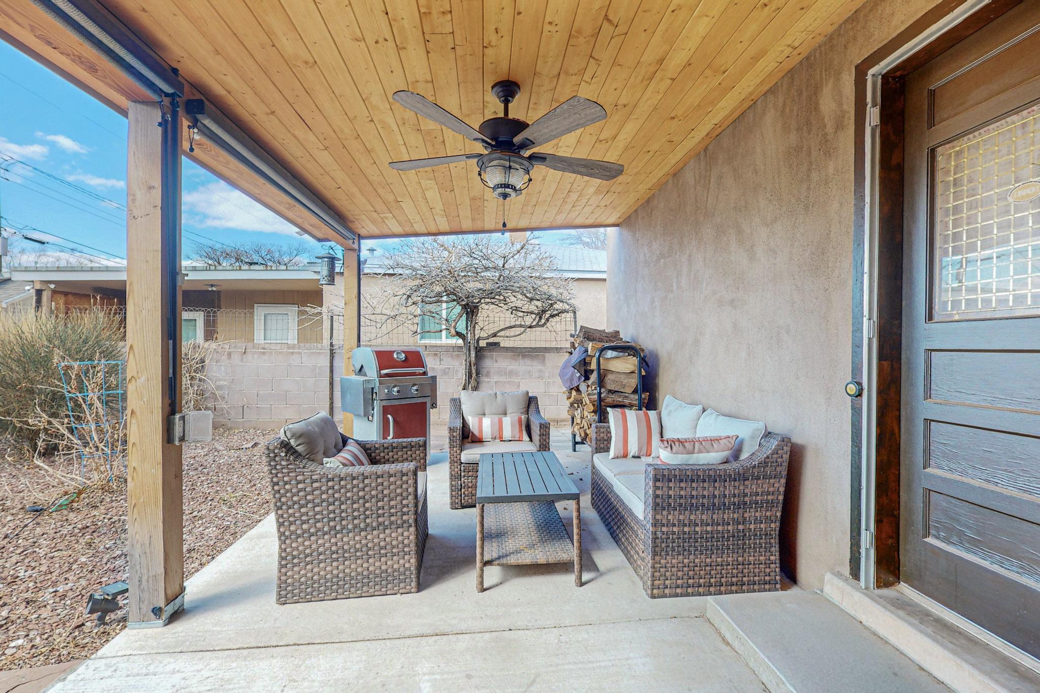 2105 Altez Street NE