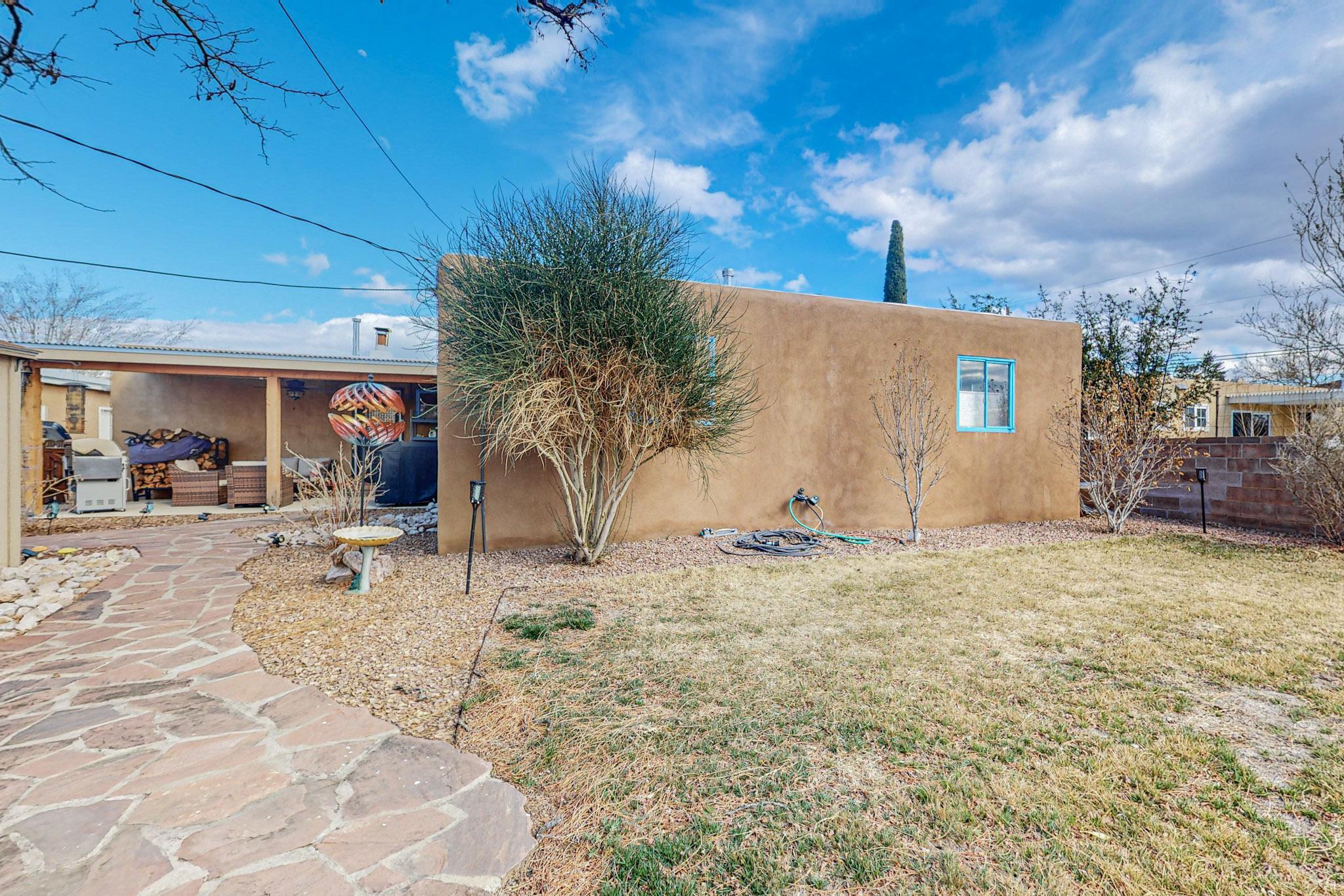 2105 Altez Street NE