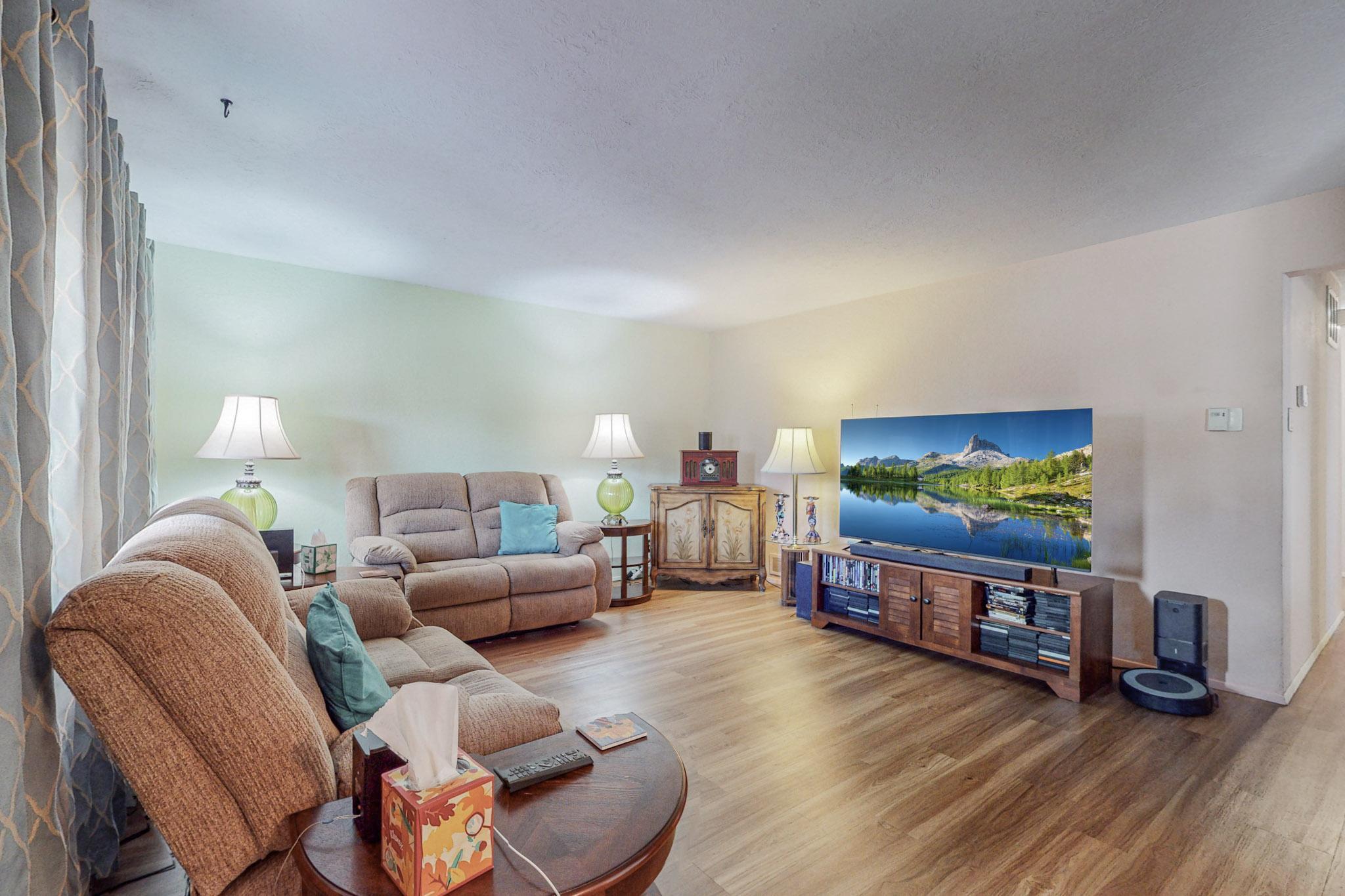 2105 Altez Street NE