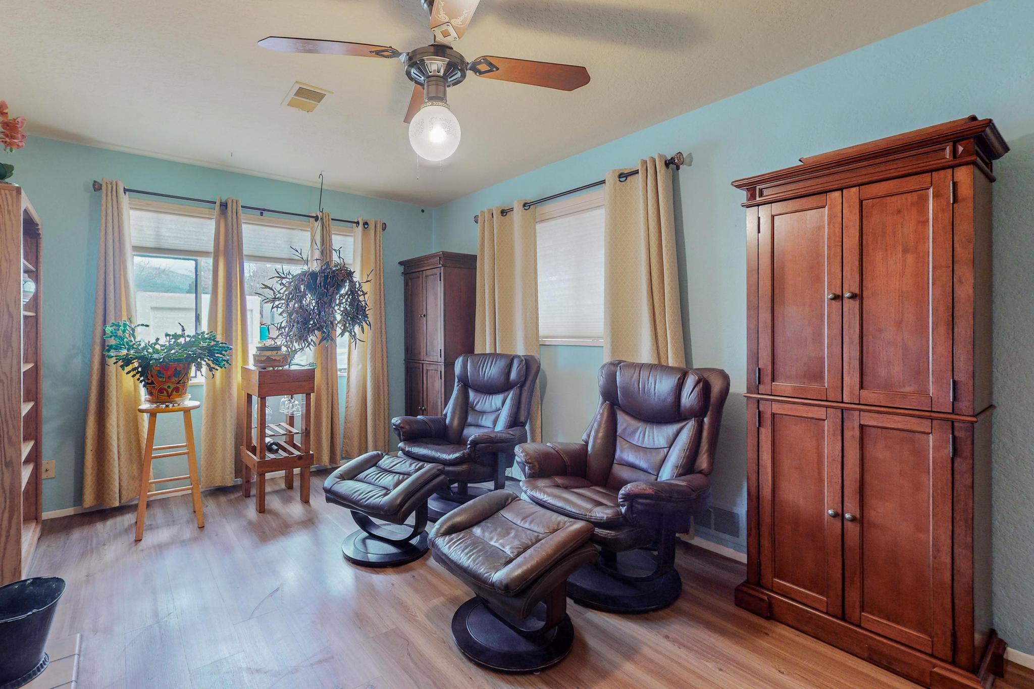 2105 Altez Street NE