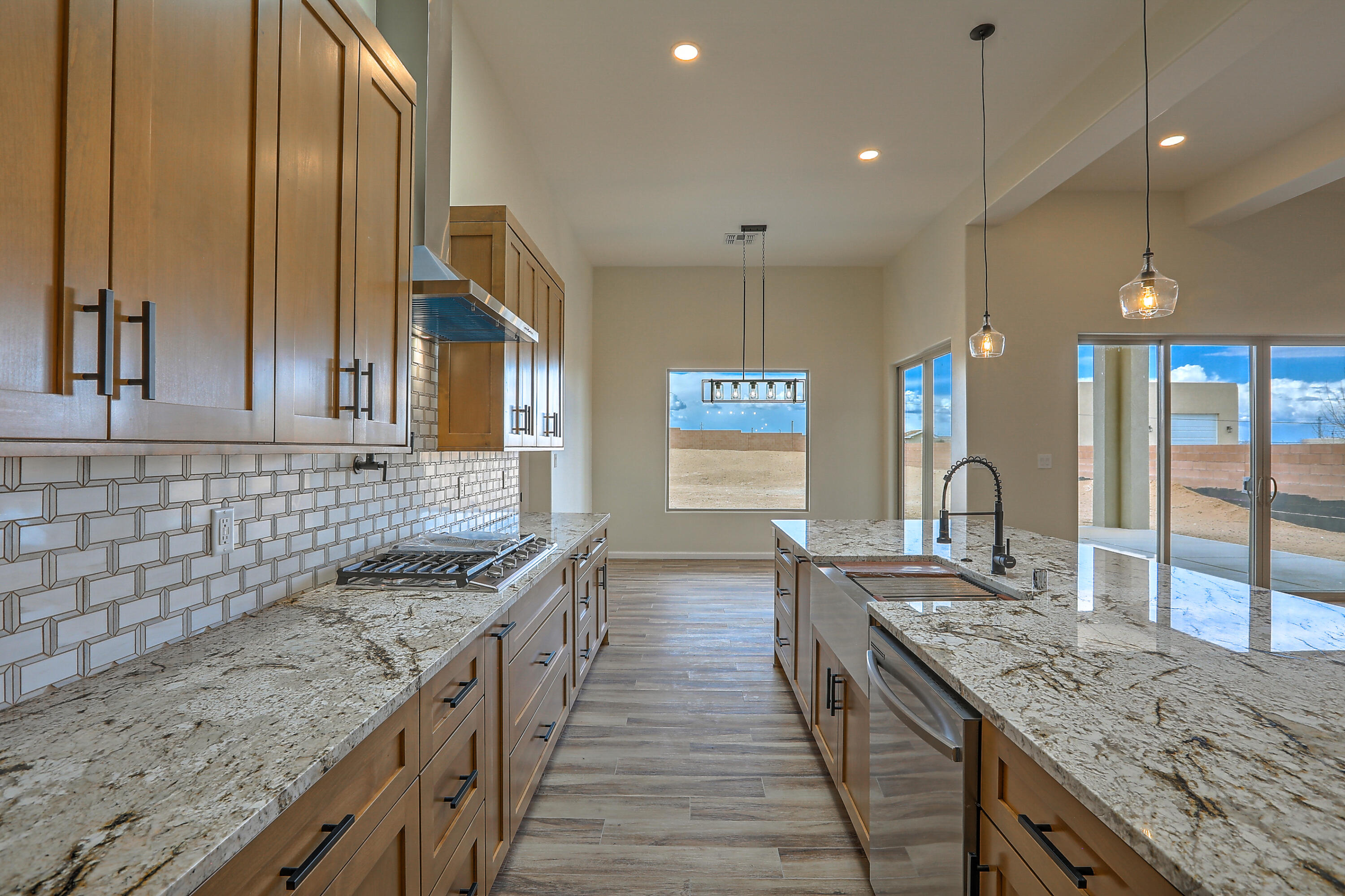 6717 Nacelle Road NE