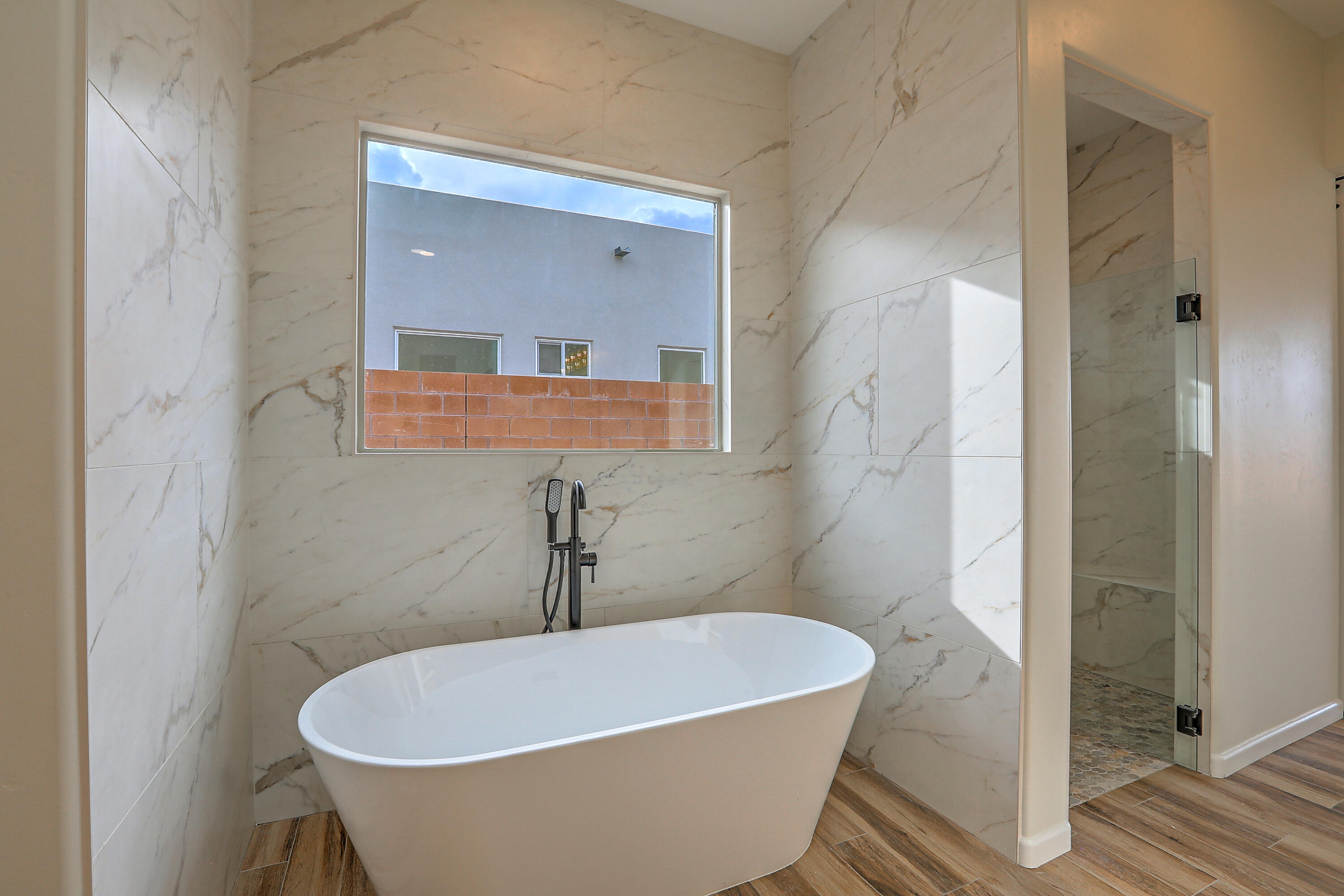 6717 Nacelle Road NE