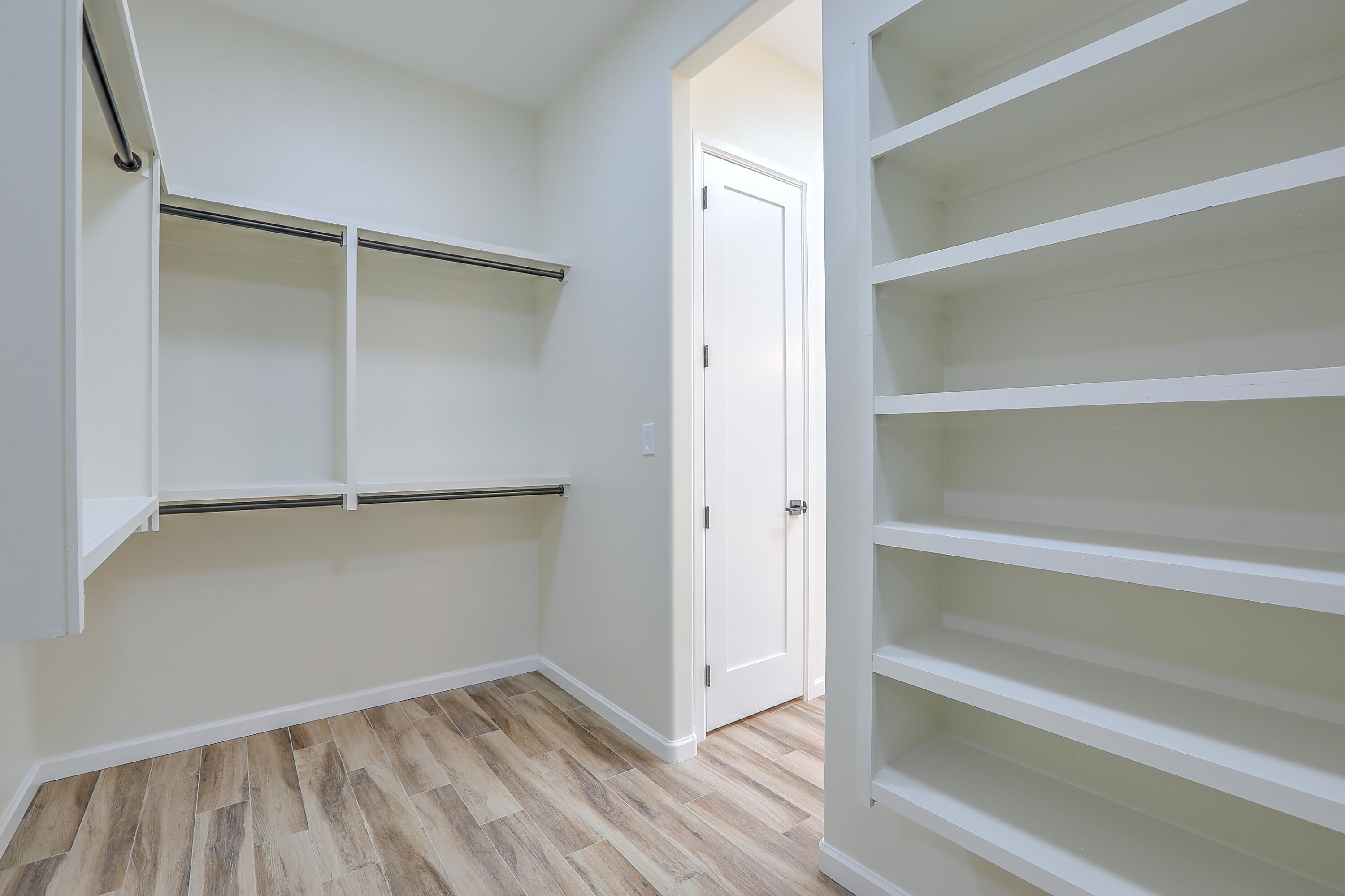 6717 Nacelle Road NE