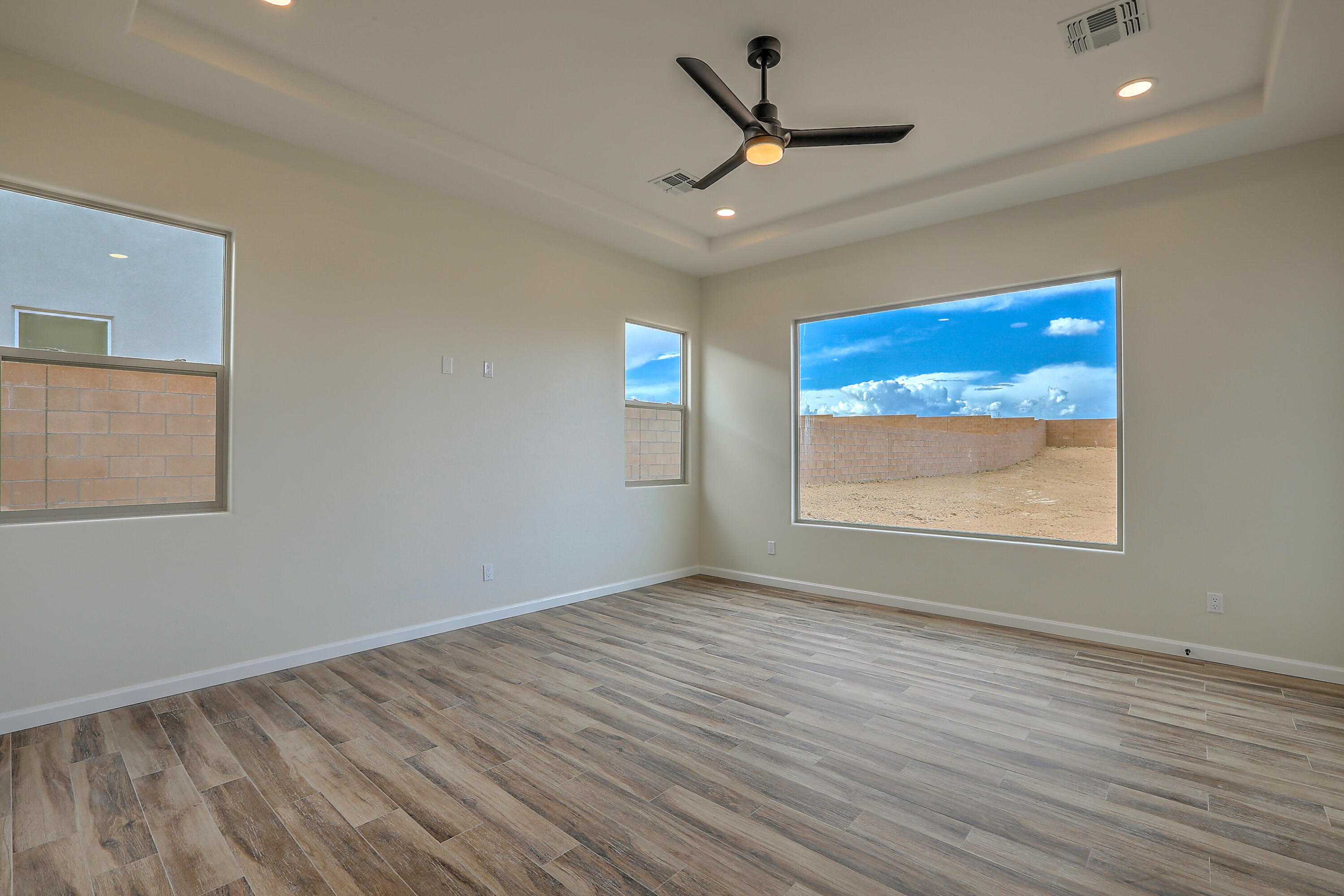 6717 Nacelle Road NE