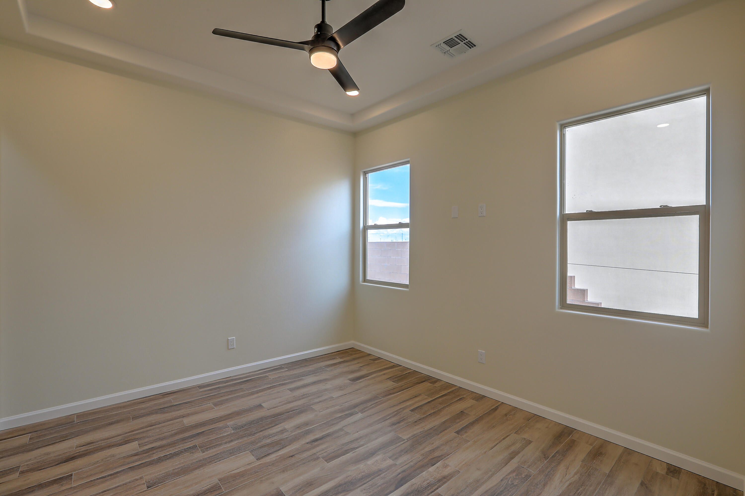 6717 Nacelle Road NE