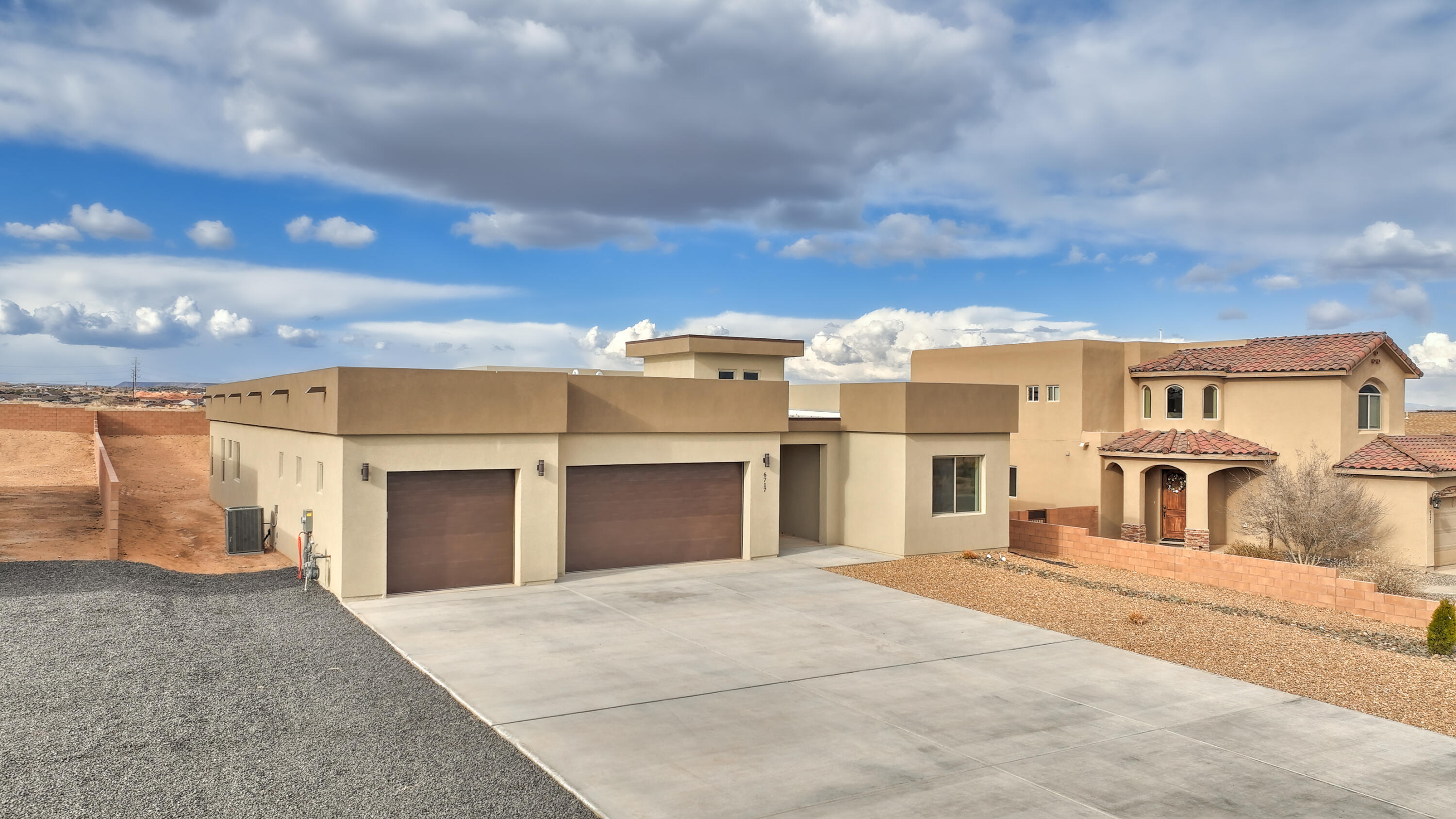 6717 Nacelle Road NE