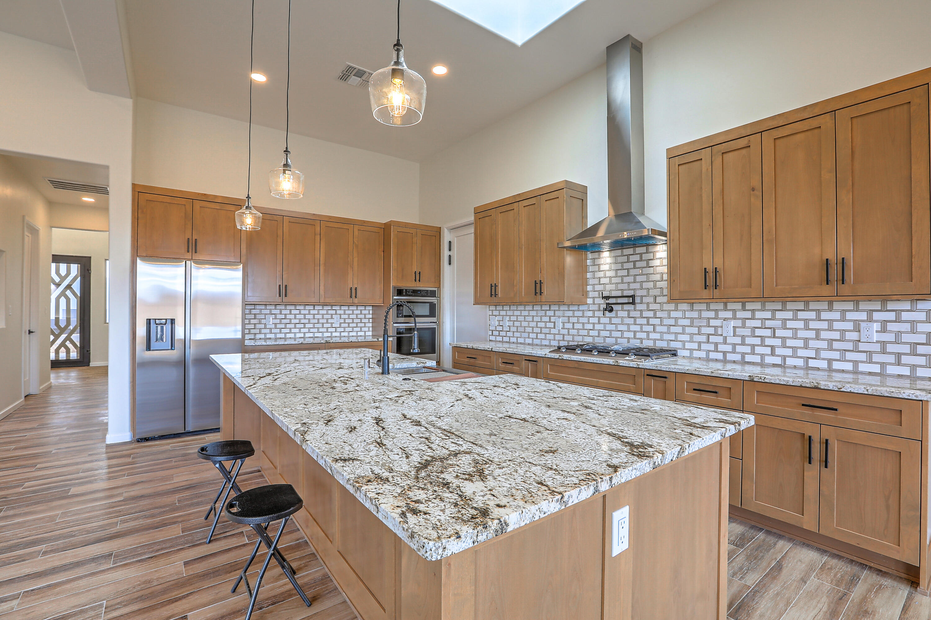 6717 Nacelle Road NE