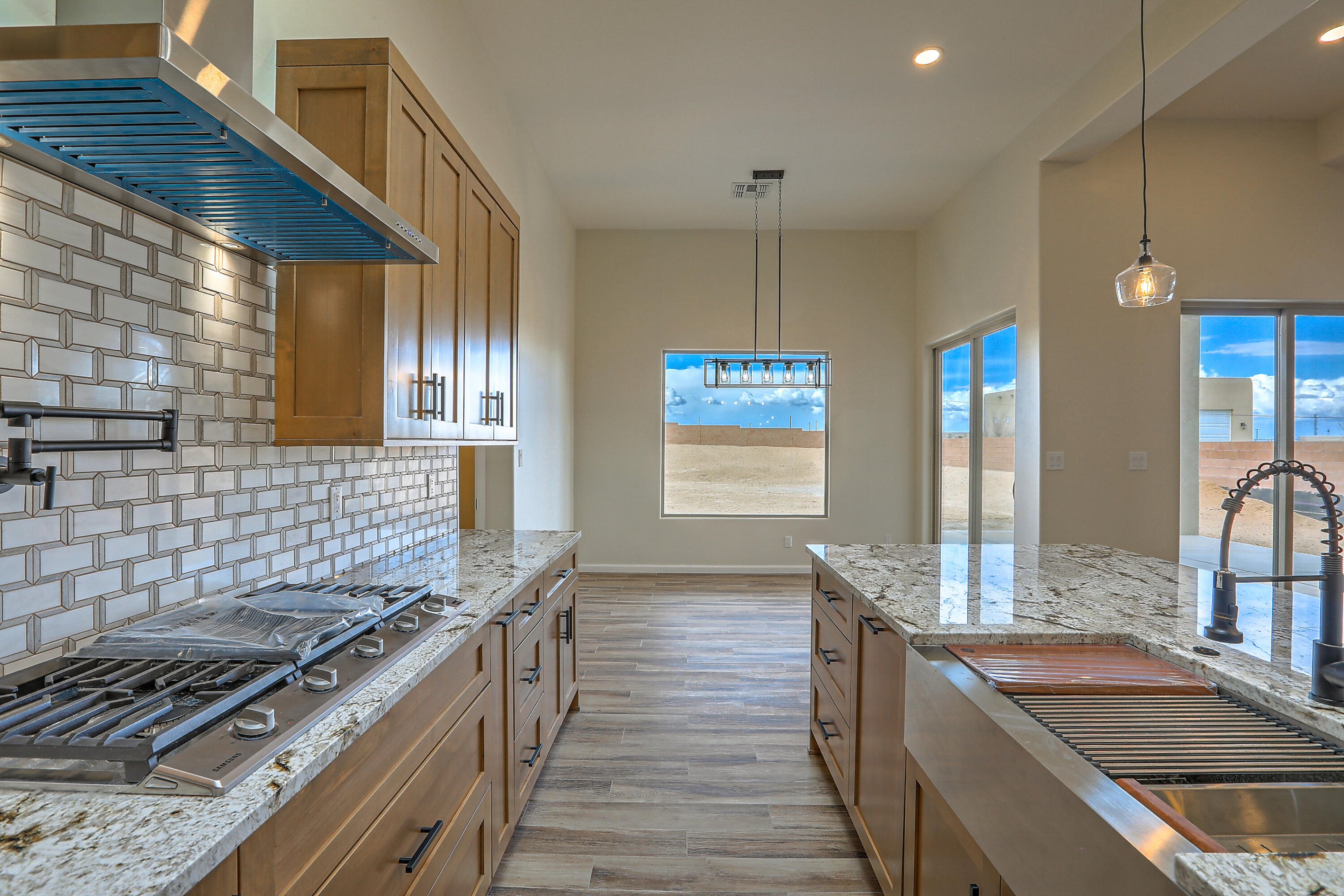 6717 Nacelle Road NE