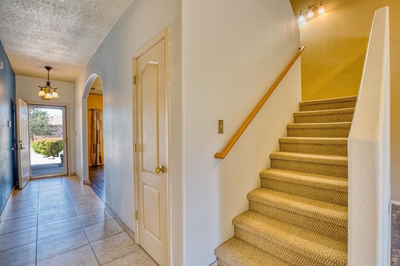 3284 San Ildefonso Loop NE