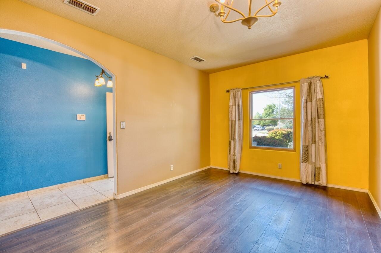 3284 San Ildefonso Loop NE