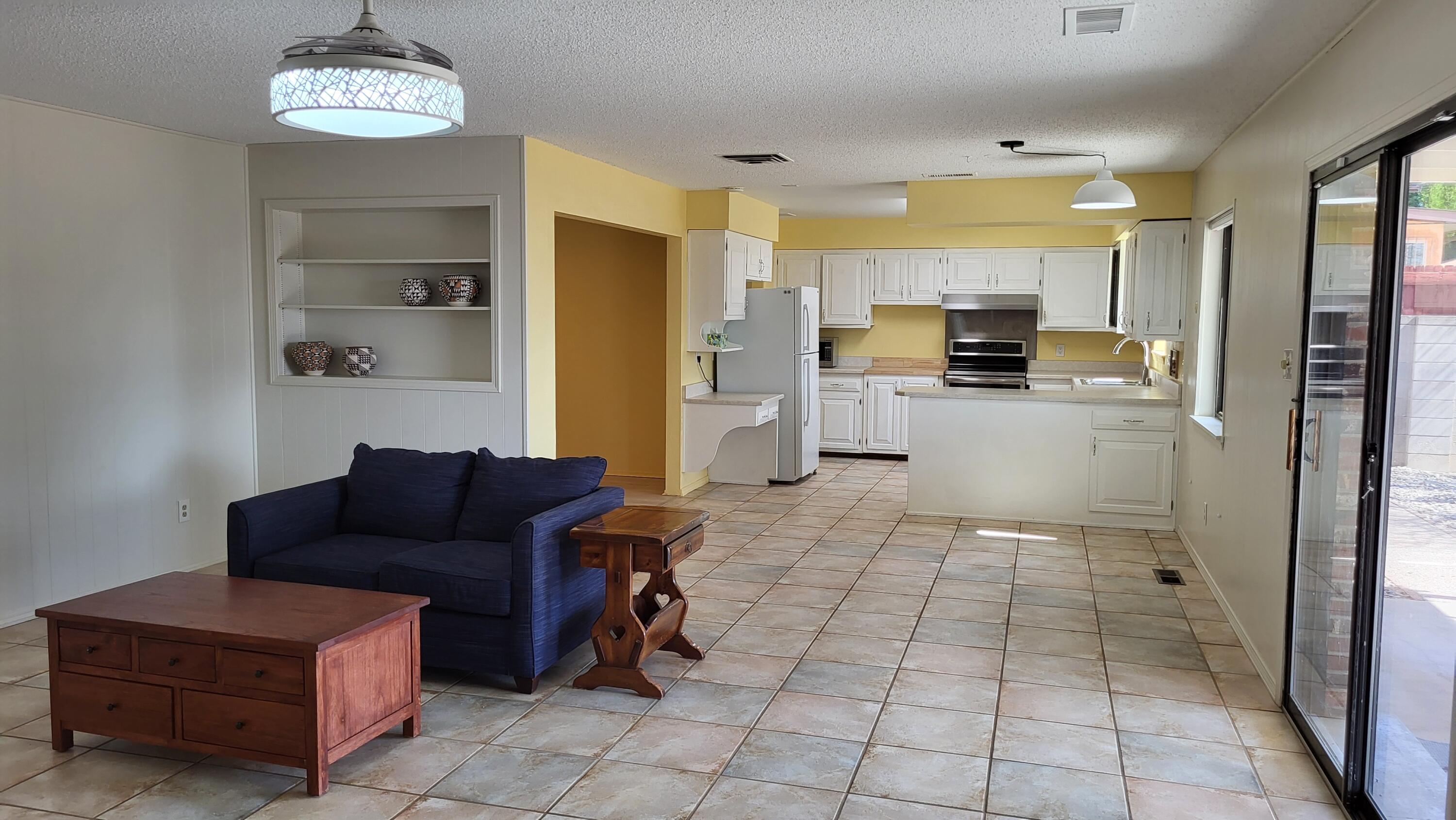 12220 Pineridge Avenue NE