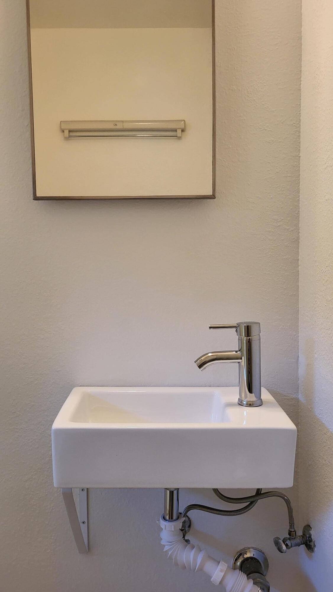 12220 Pineridge Avenue NE