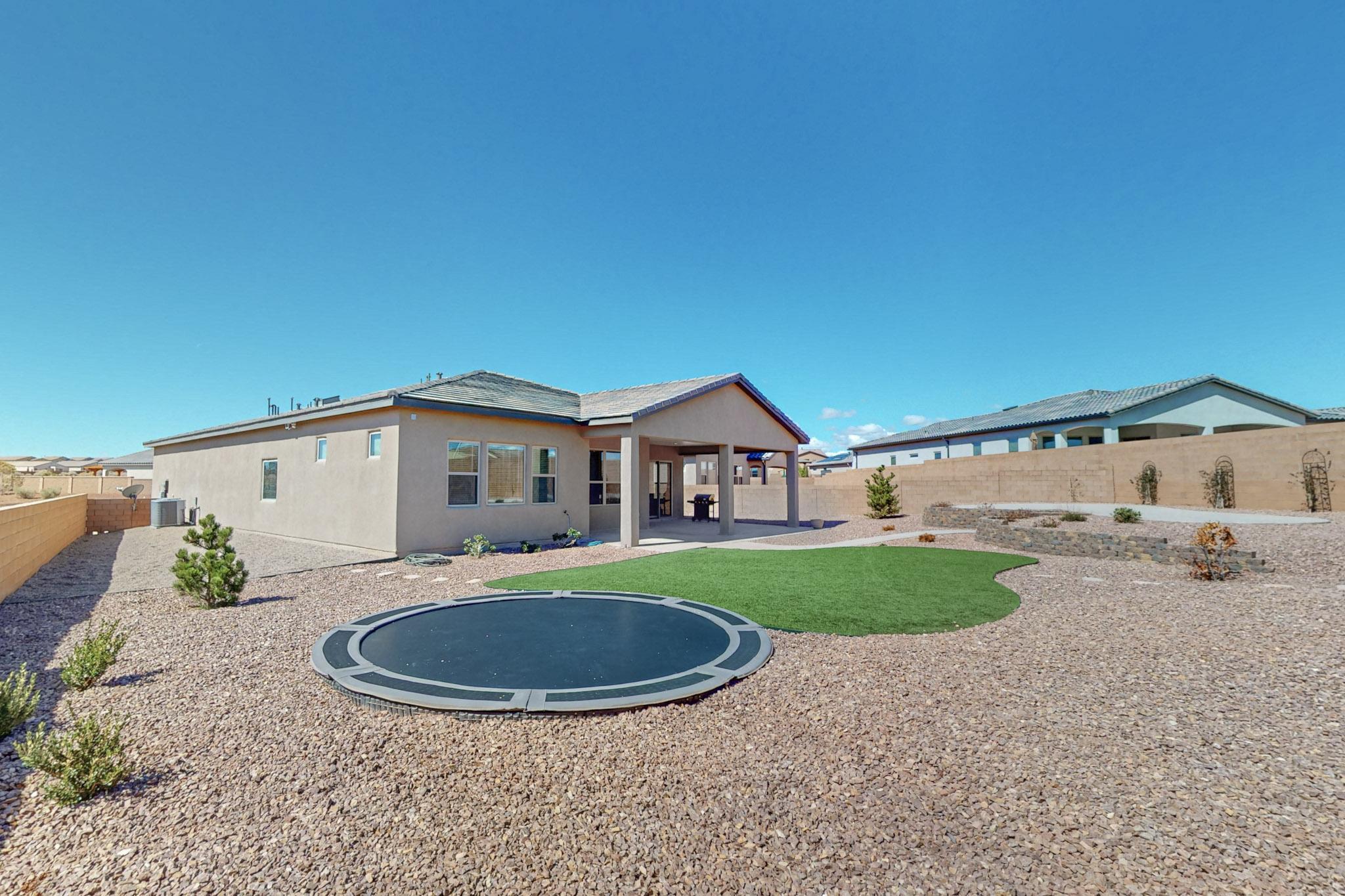 3989 Kodiak Road NE