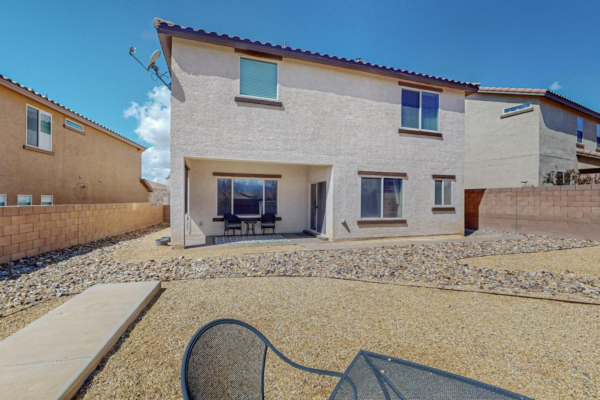 118 Las Medanales Court NE