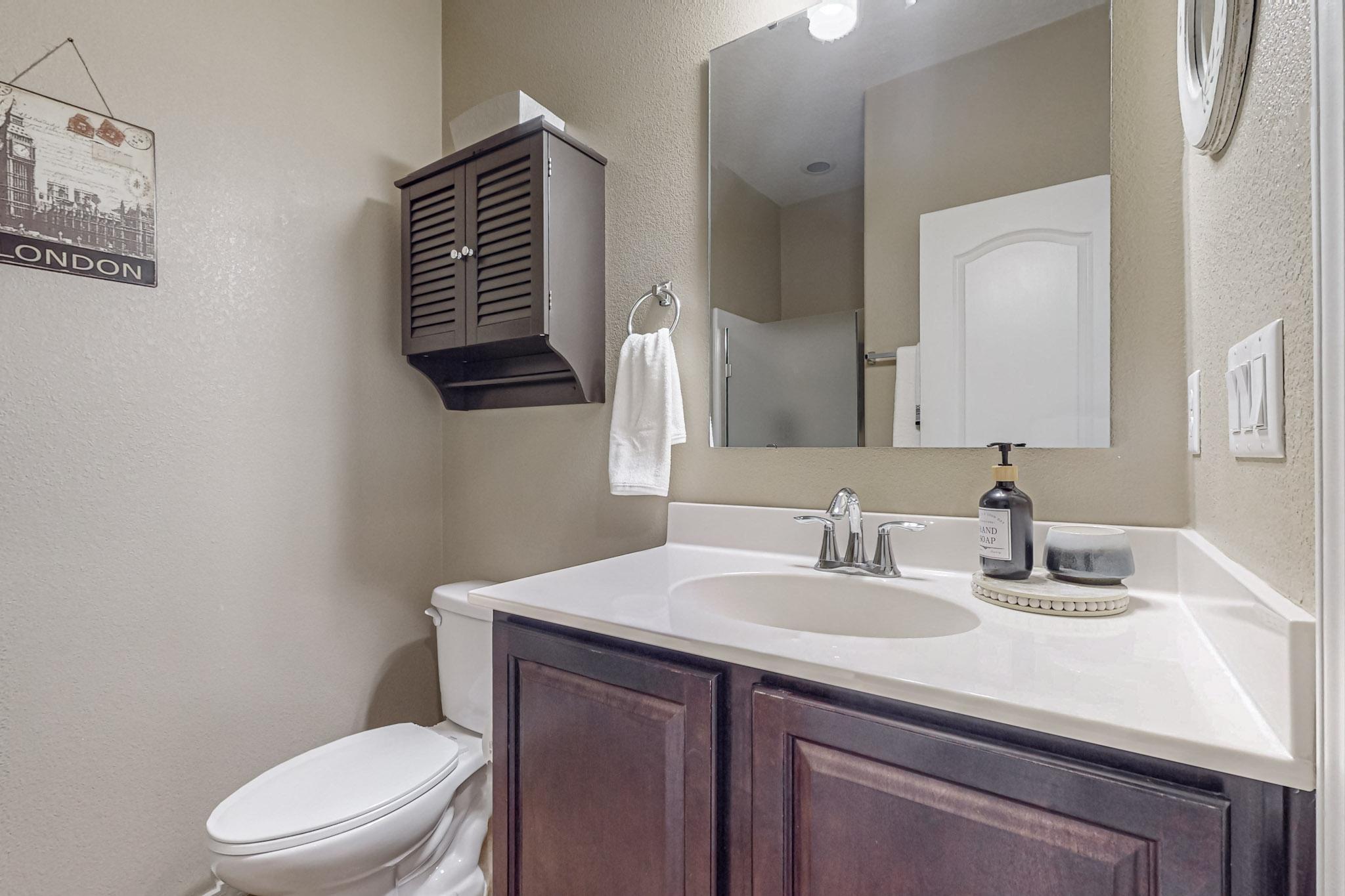 118 Las Medanales Court NE