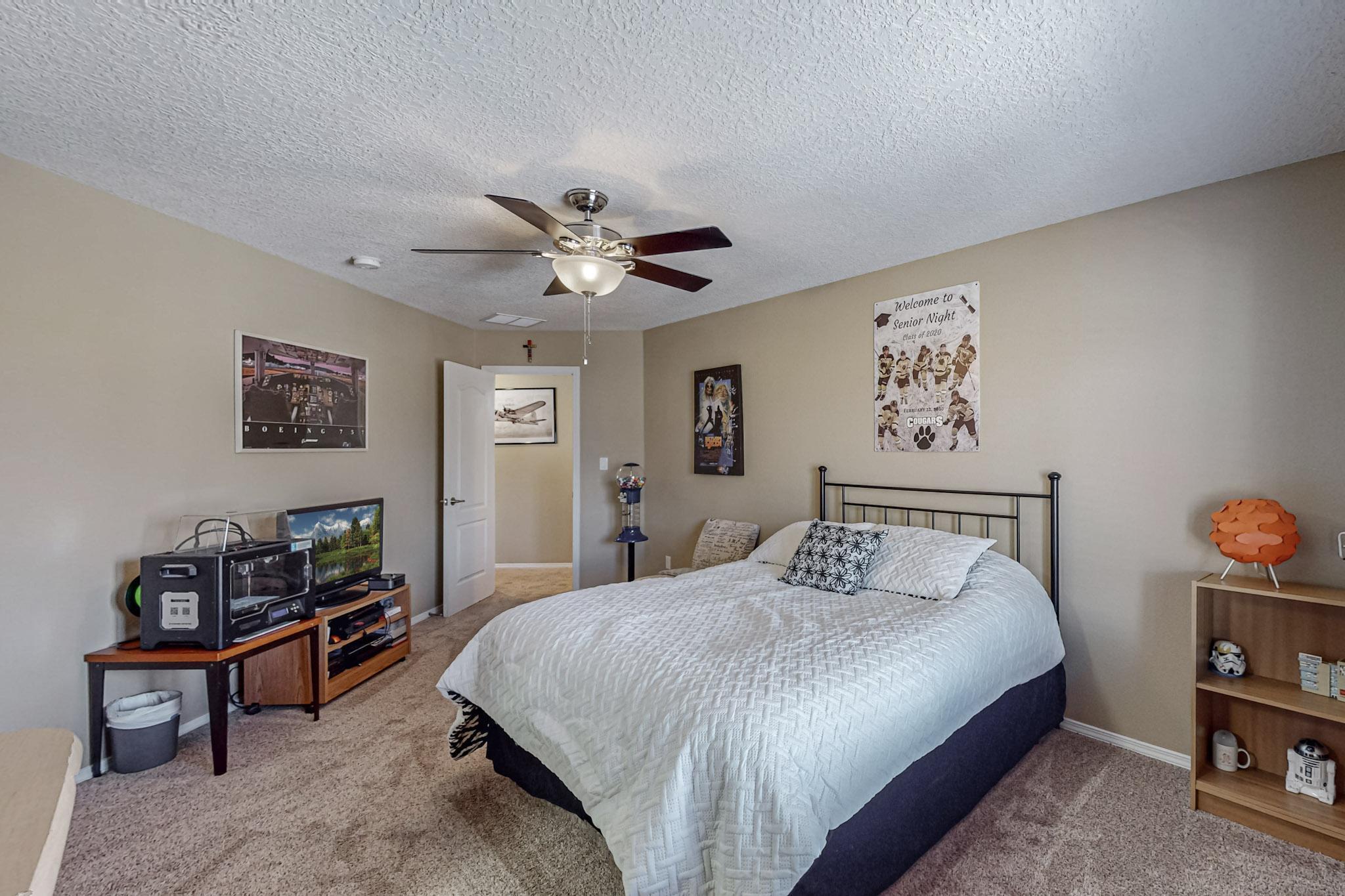 118 Las Medanales Court NE