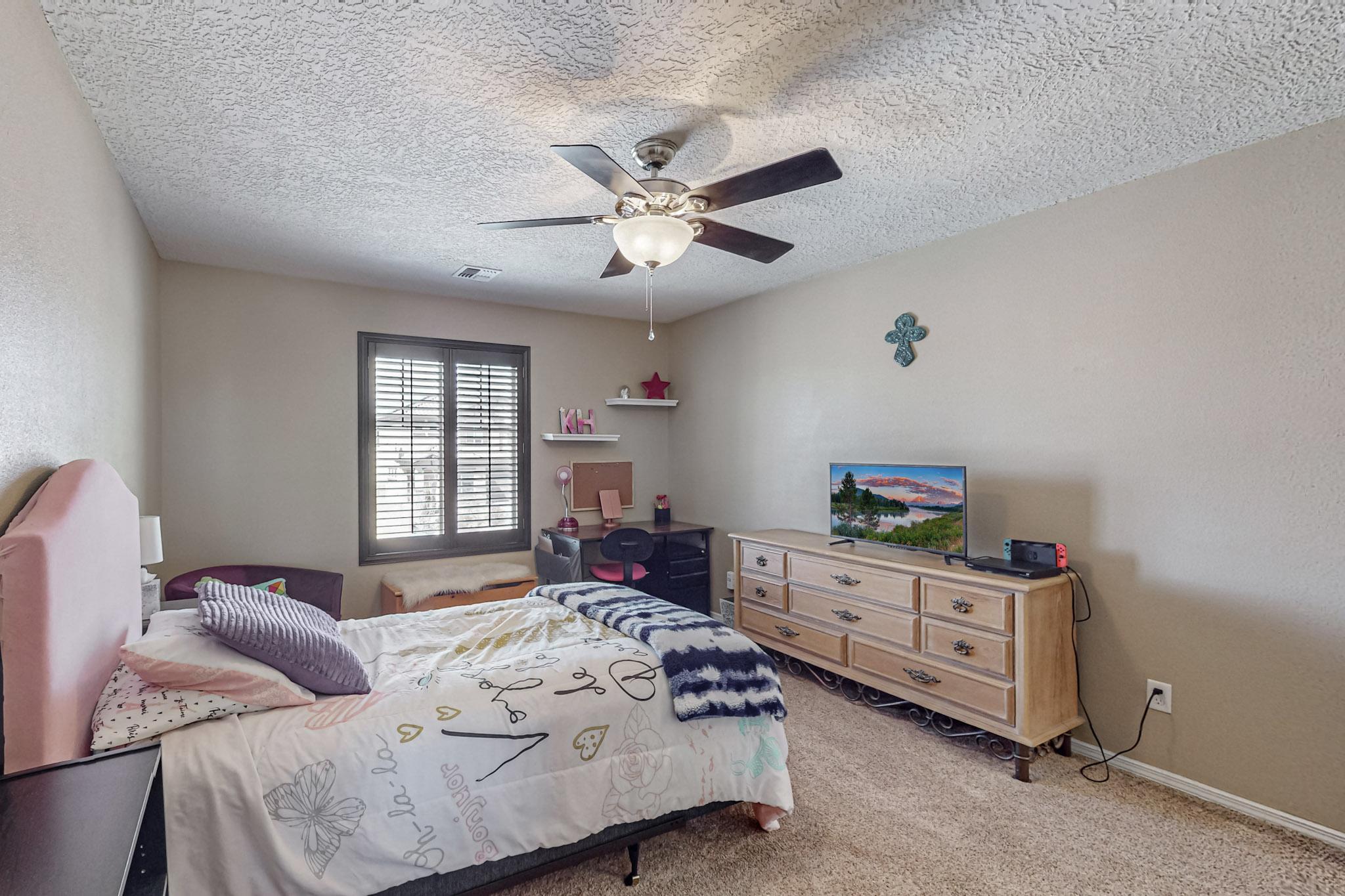 118 Las Medanales Court NE