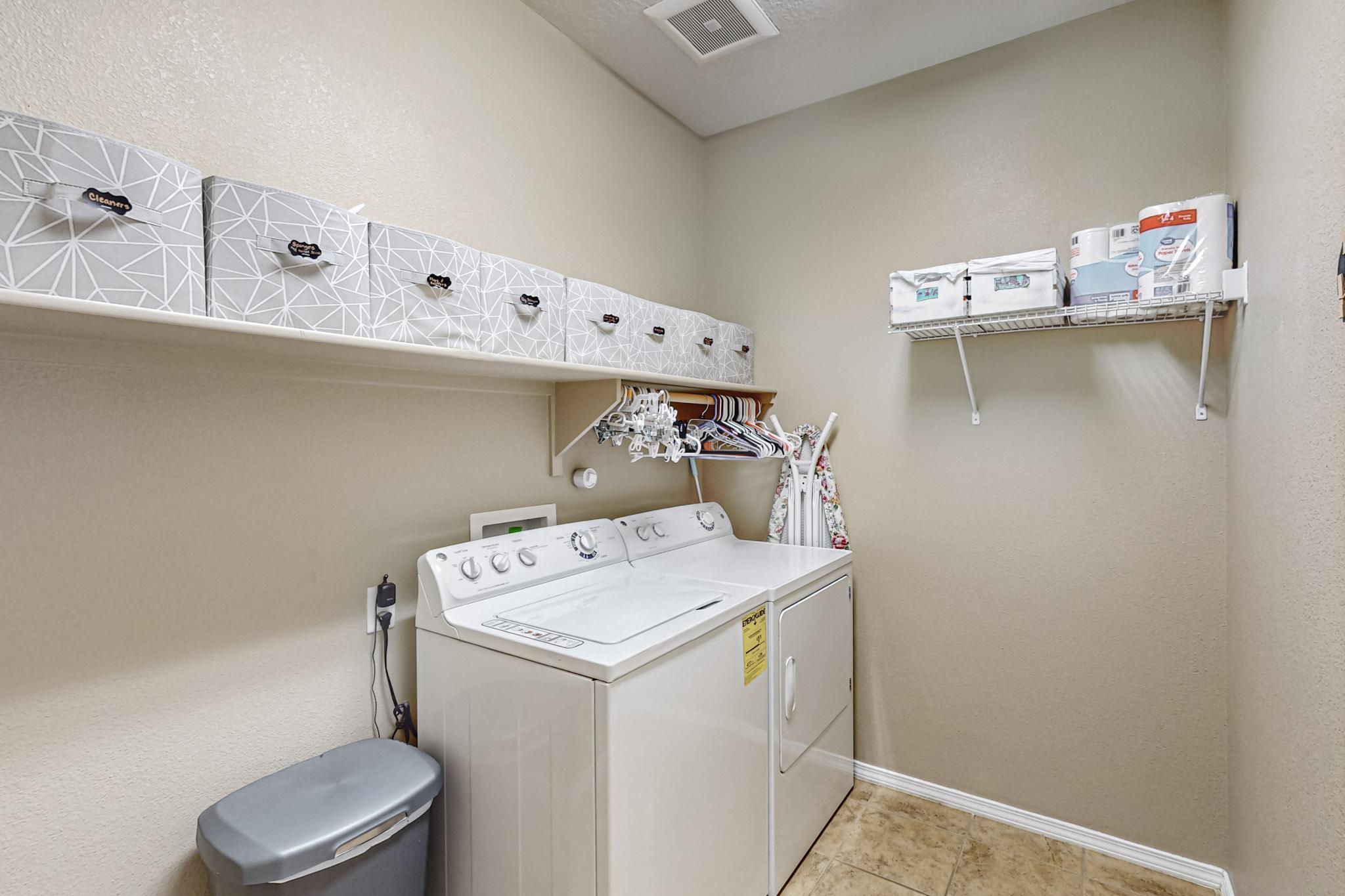 118 Las Medanales Court NE