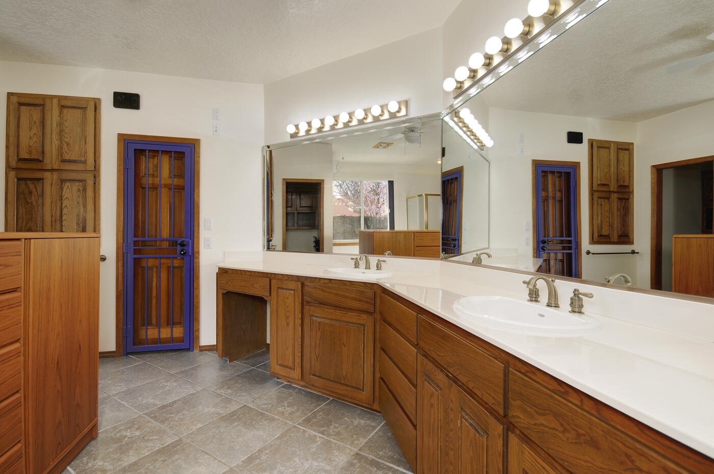 12500 Royal Point Court NE