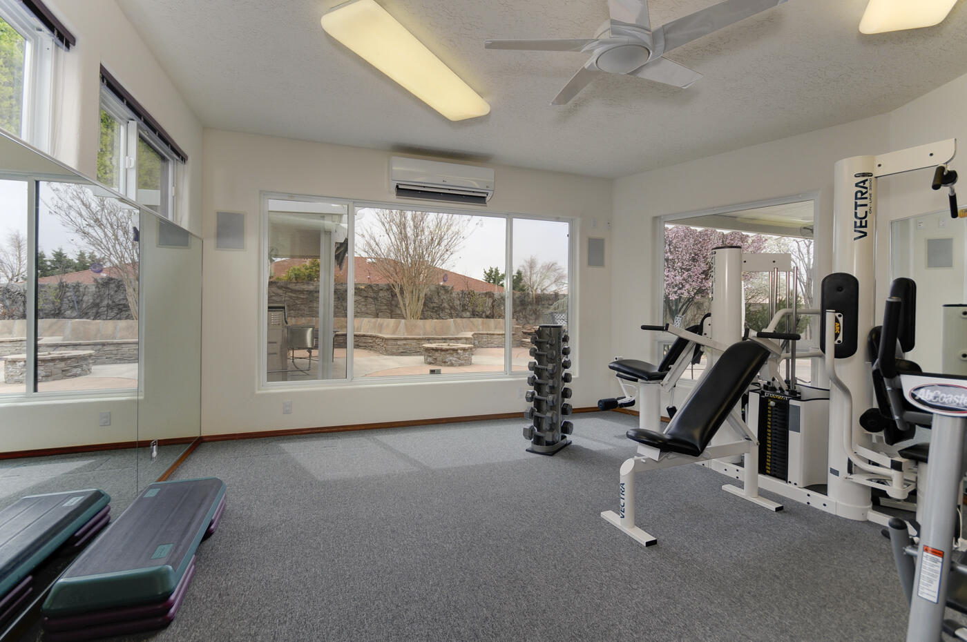 12500 Royal Point Court NE