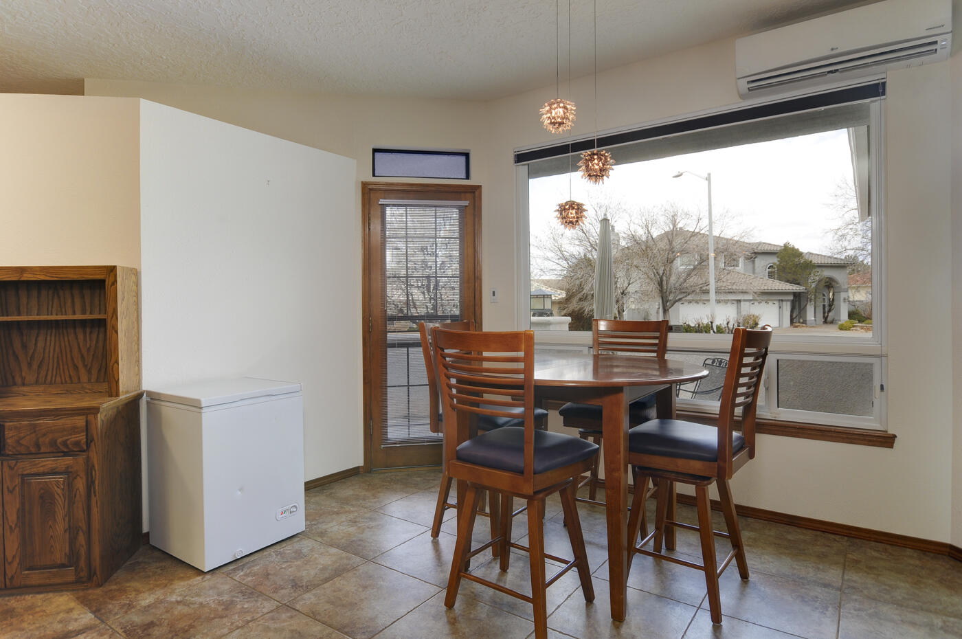 12500 Royal Point Court NE