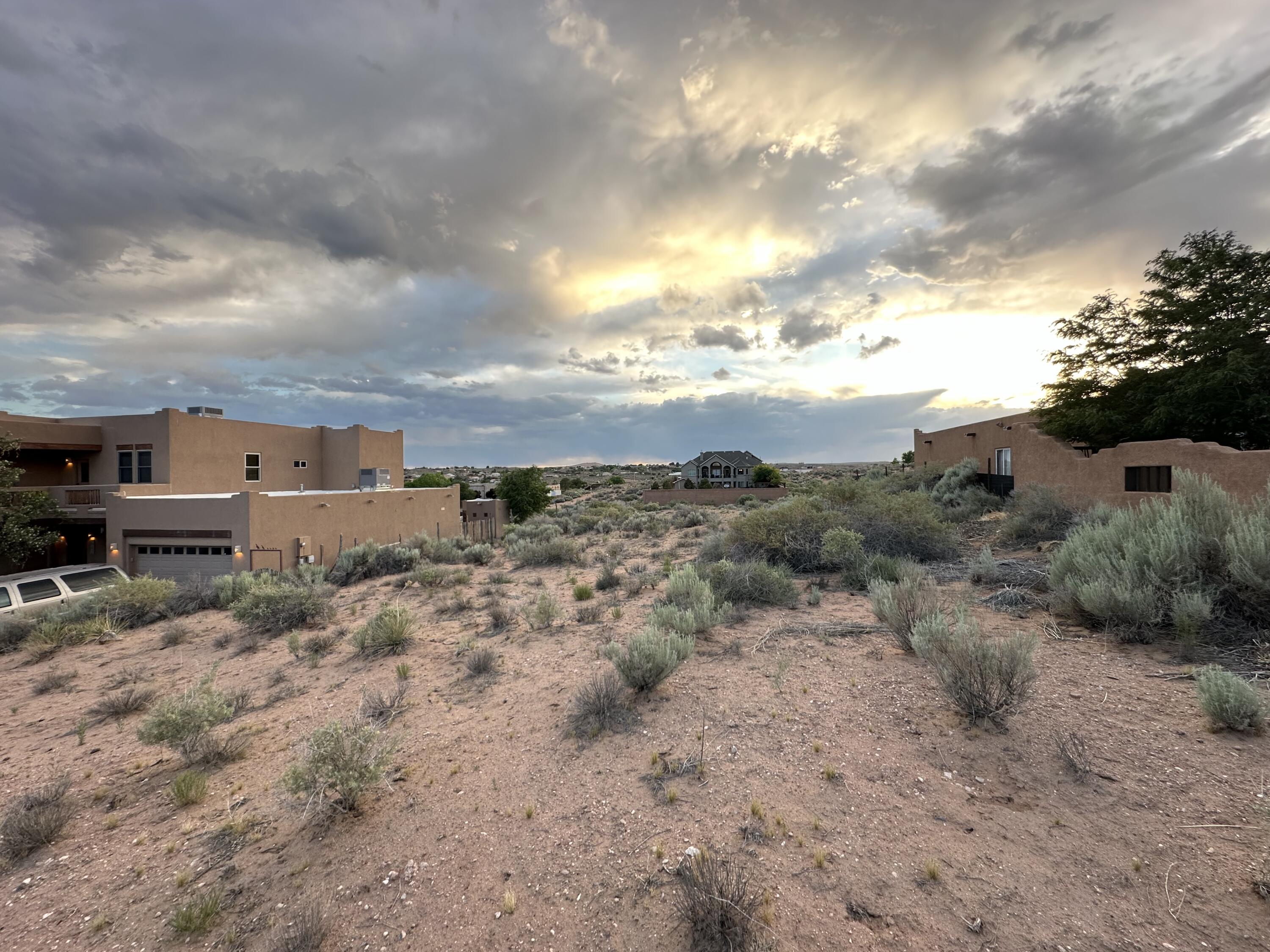 2013 Contreras Road NE