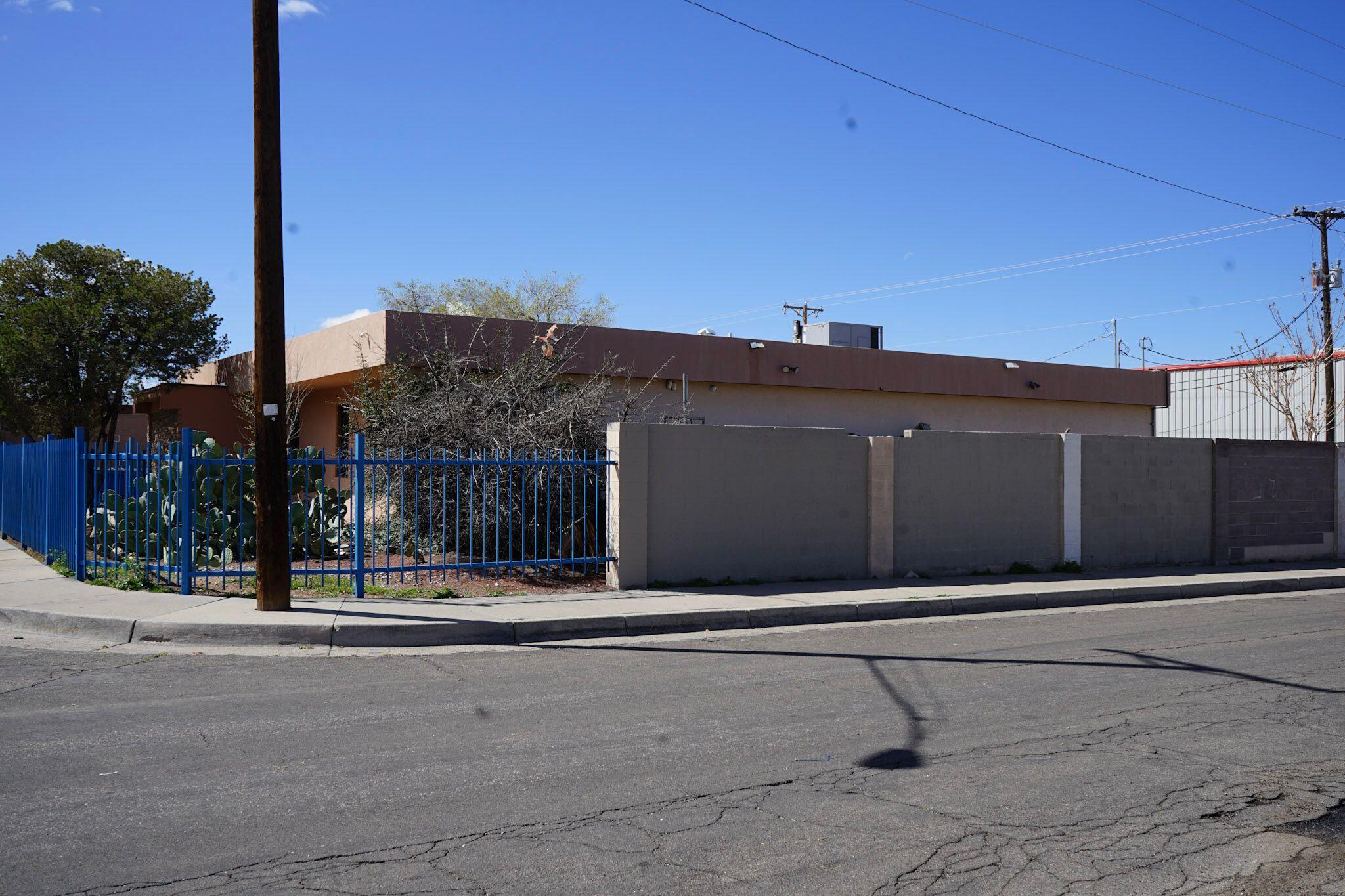 127 General Somervell Street NE