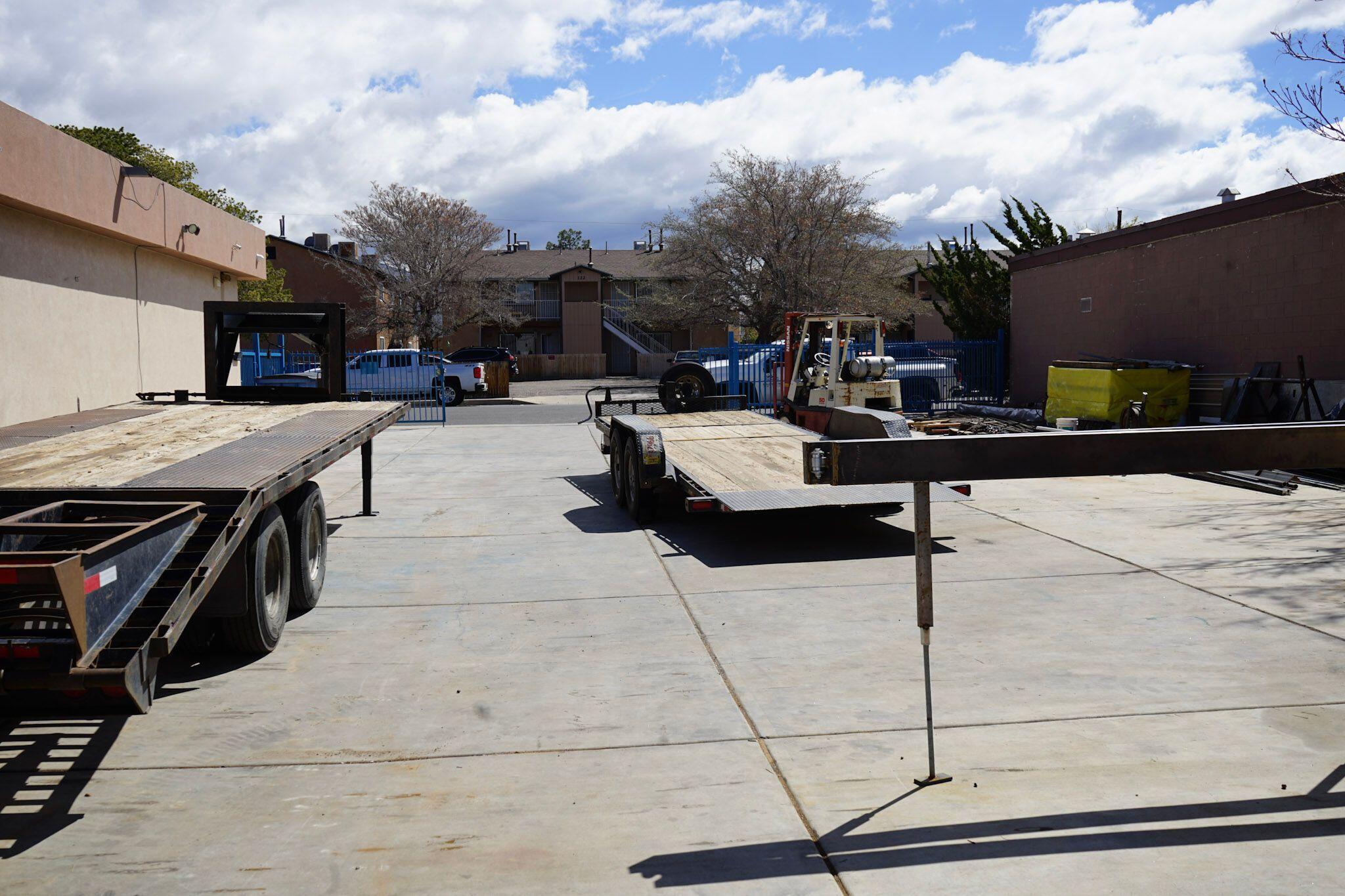 127 General Somervell Street NE