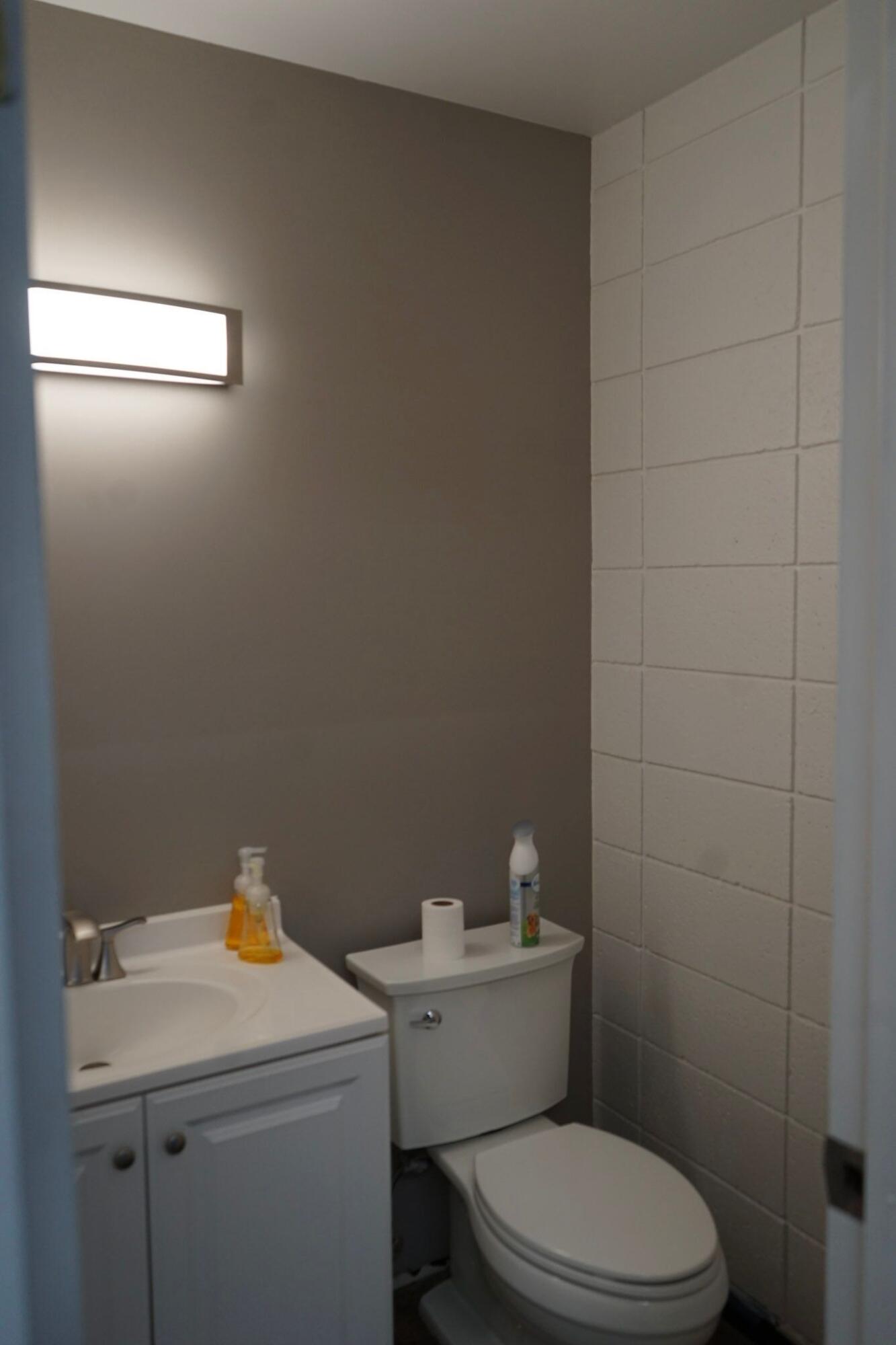 127 General Somervell Street NE