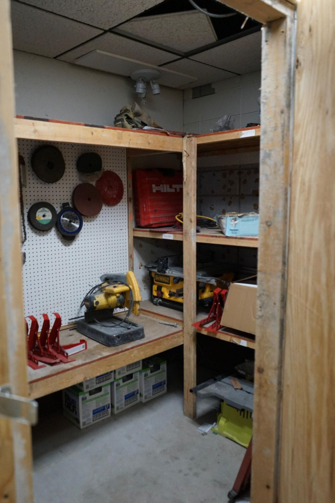 127 General Somervell Street NE