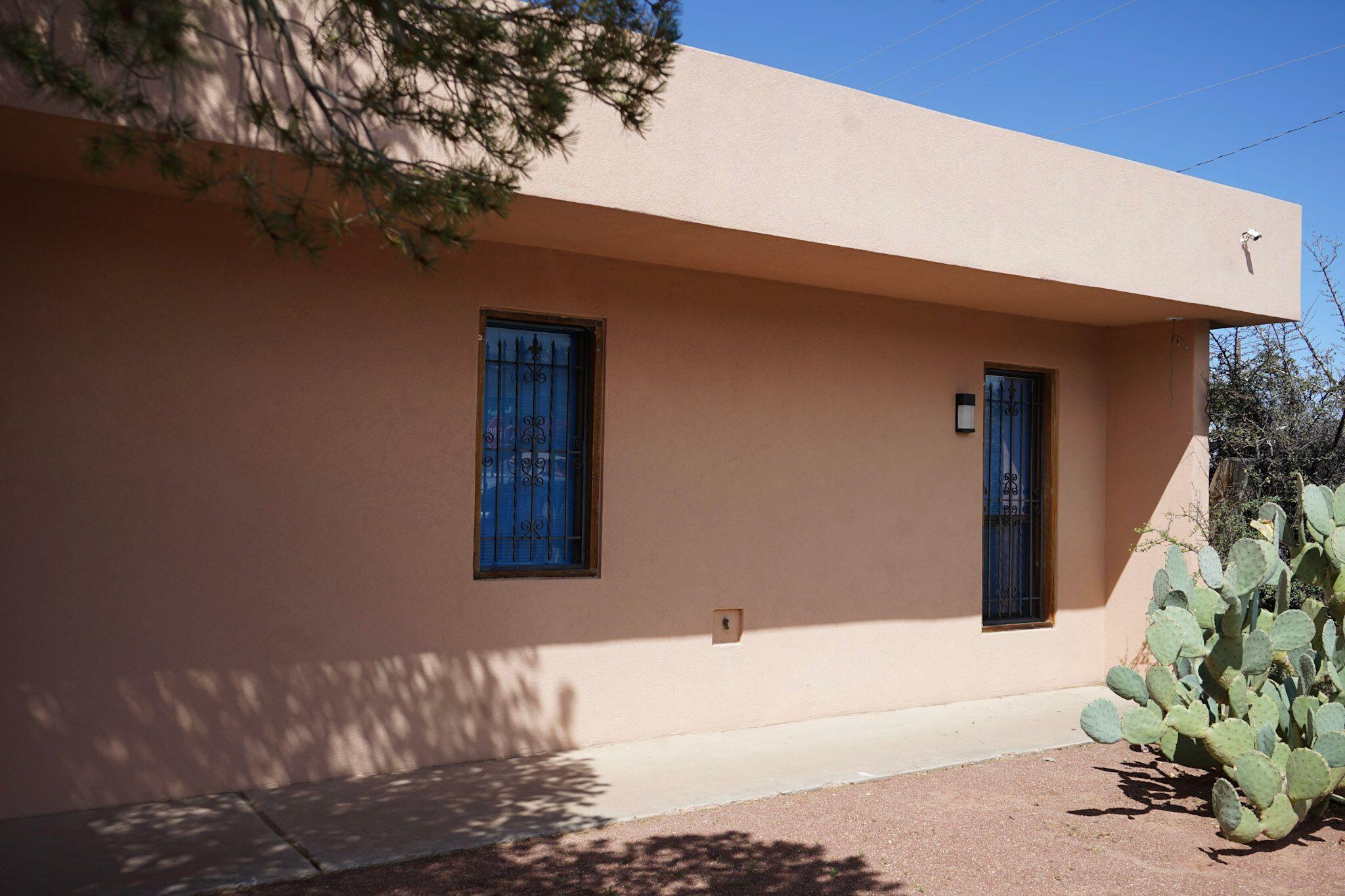 127 General Somervell Street NE