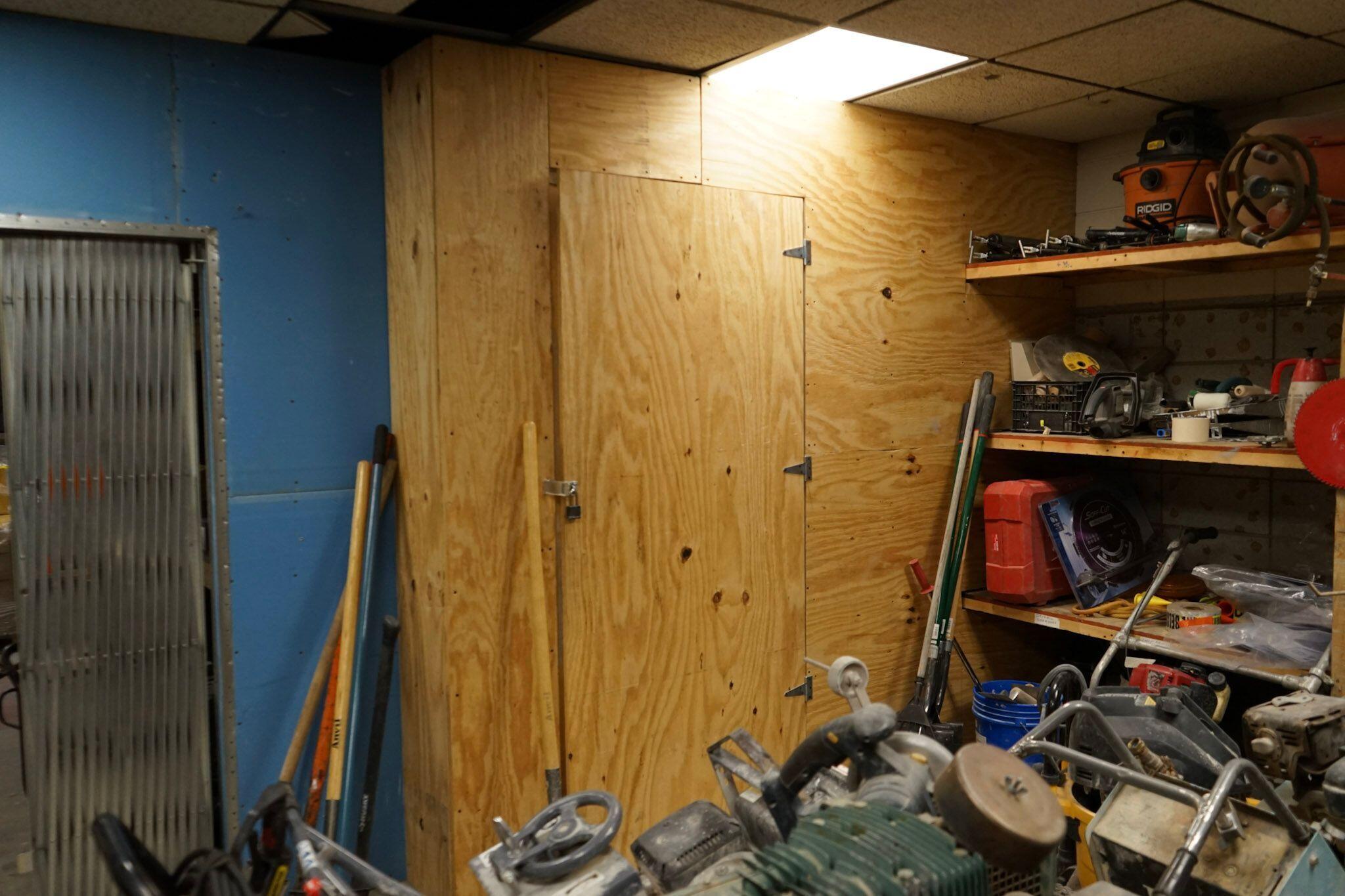 127 General Somervell Street NE