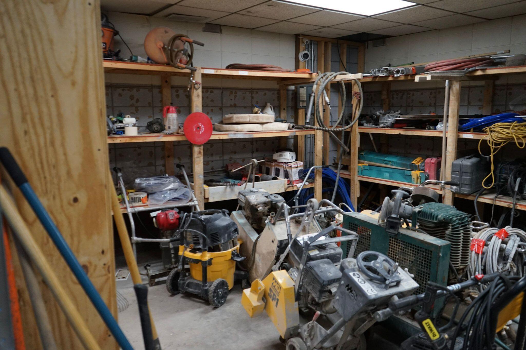 127 General Somervell Street NE