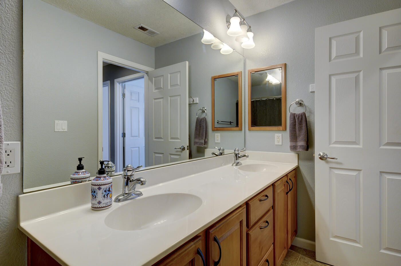 19 Monte Vista Drive NE