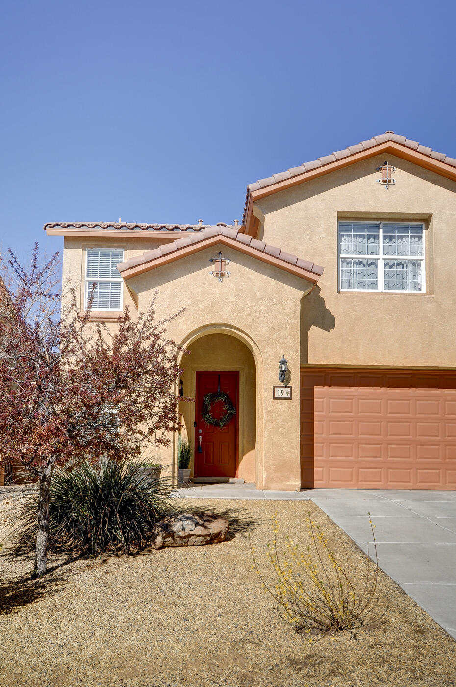 19 Monte Vista Drive NE