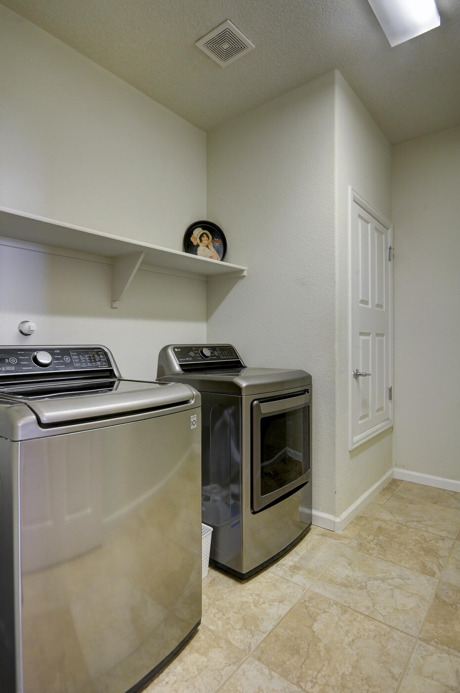 19 Monte Vista Drive NE