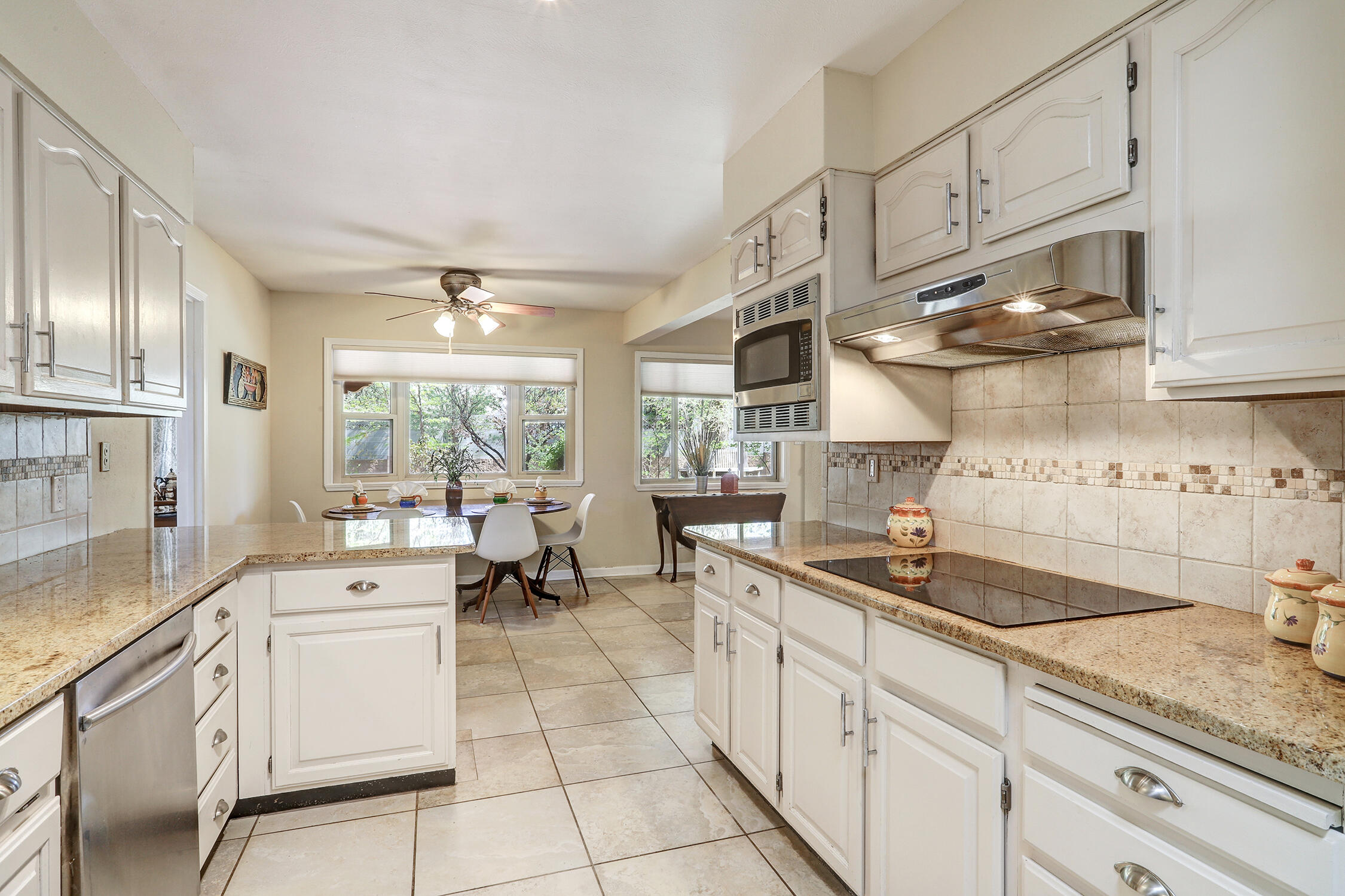 1020 Brazos Place SE